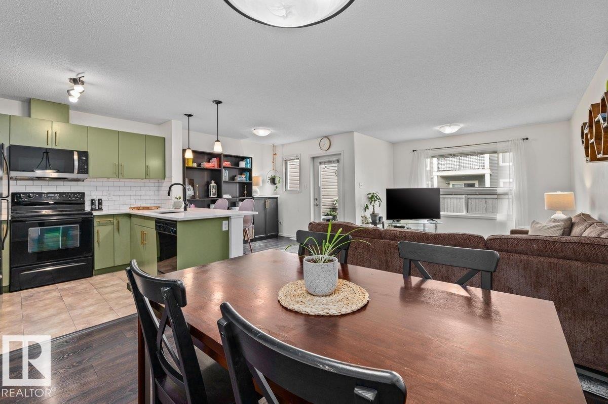 17020 78A Street Nw, Edmonton, AB - Indoor