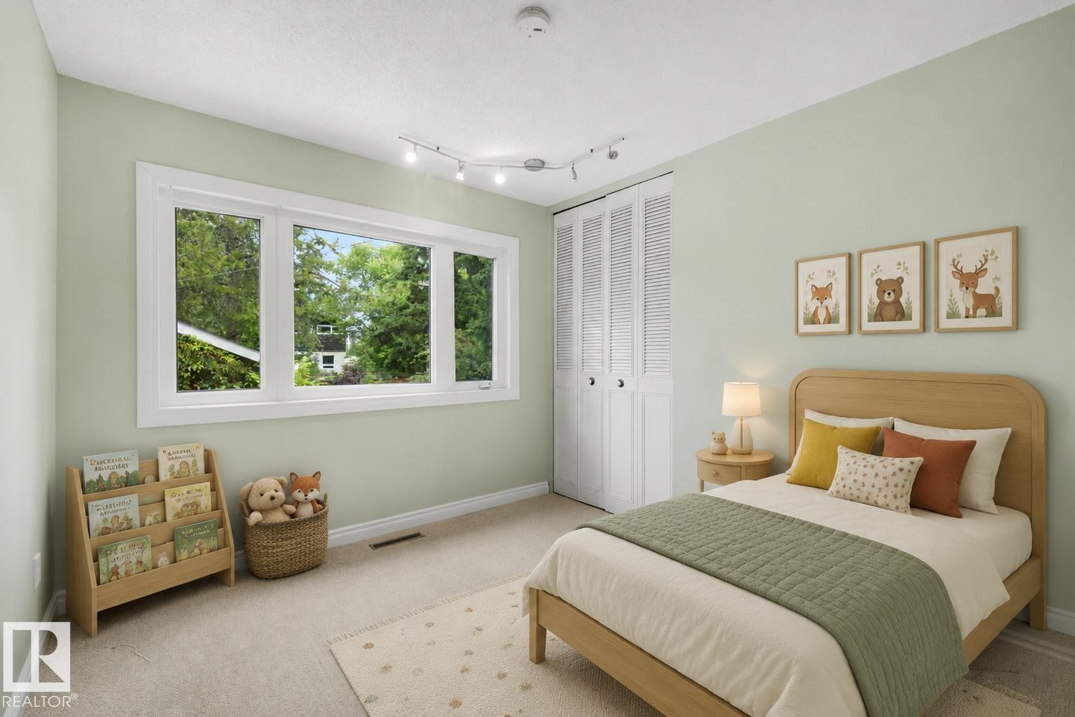 **VIRTUALLY STAGED** - 4139 122 Street Nw, Edmonton, AB - Indoor Photo Showing Bedroom