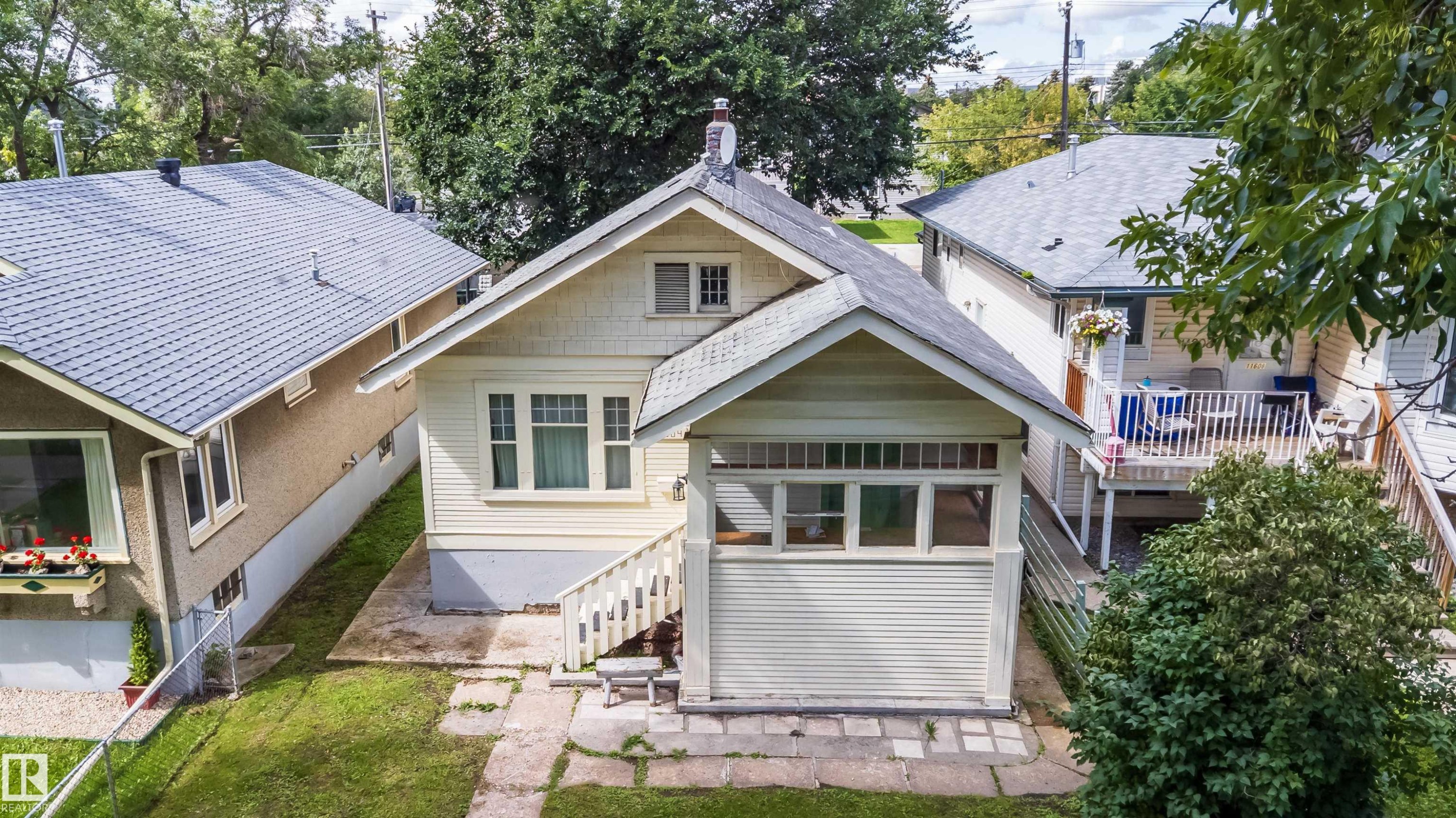 11604 97 Street Nw, Edmonton, AB - Outdoor