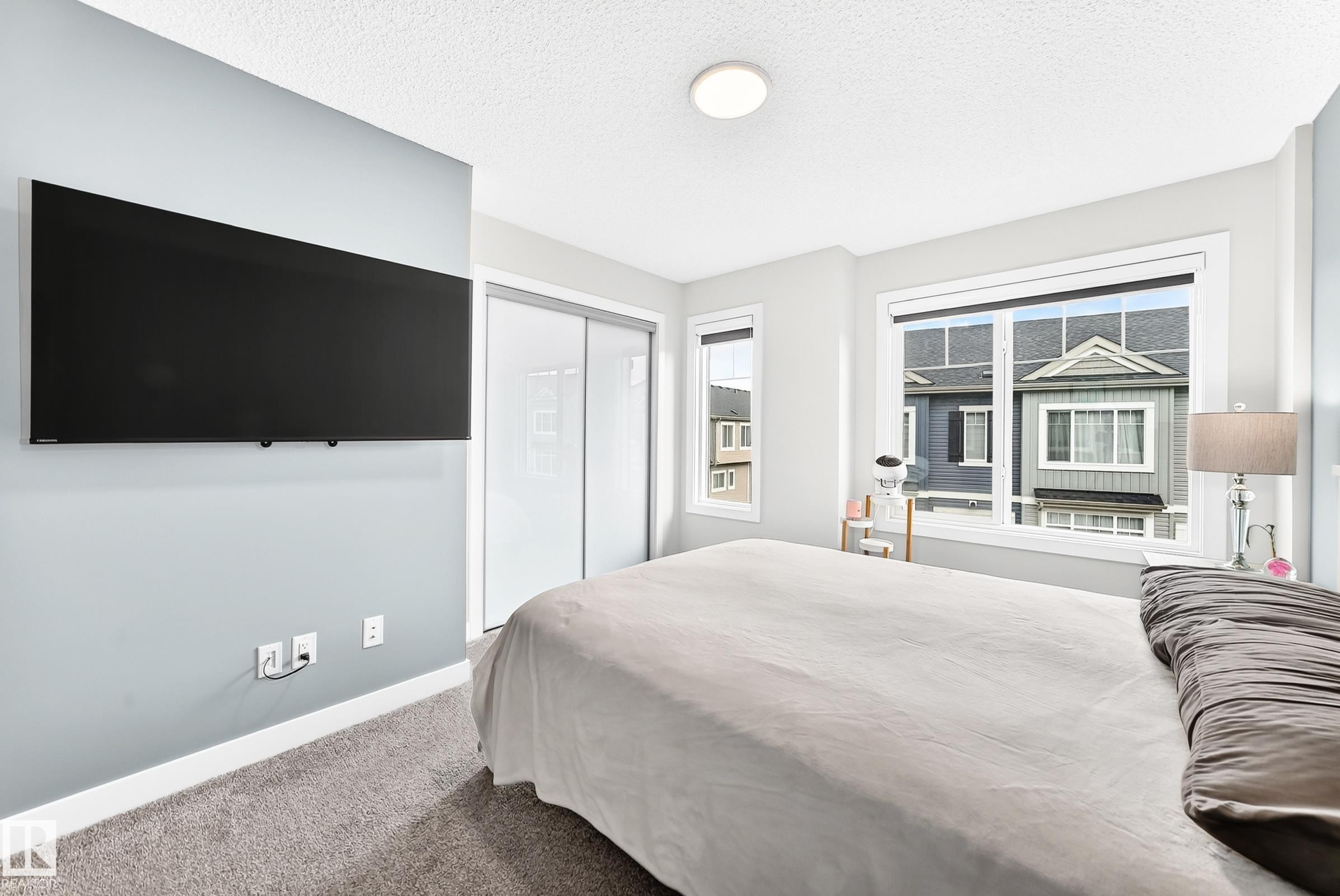 #15 6214 Cartmell Ct Sw, Edmonton, AB - Indoor Photo Showing Bedroom