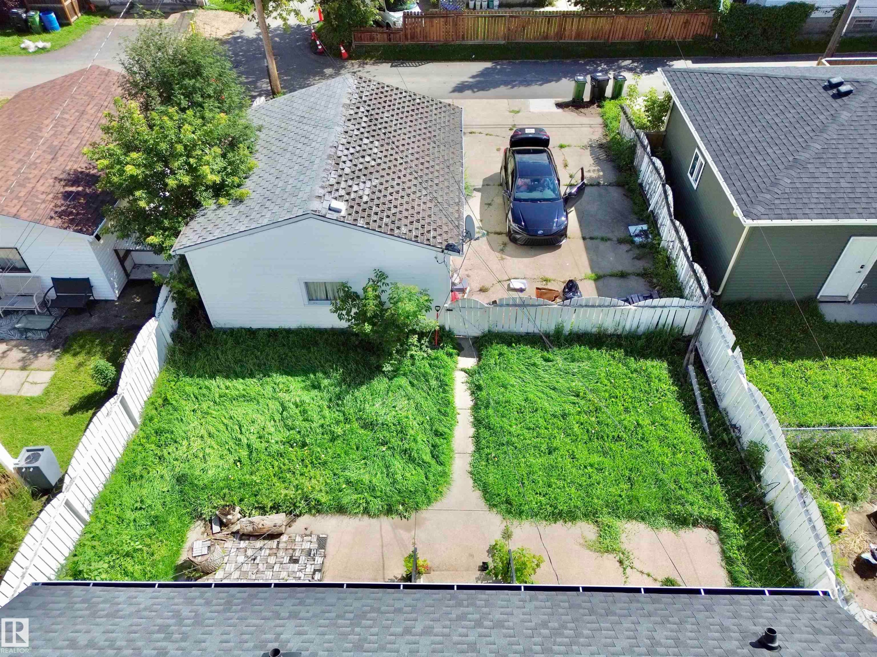 6209 106 Street Nw, Edmonton, AB - Outdoor