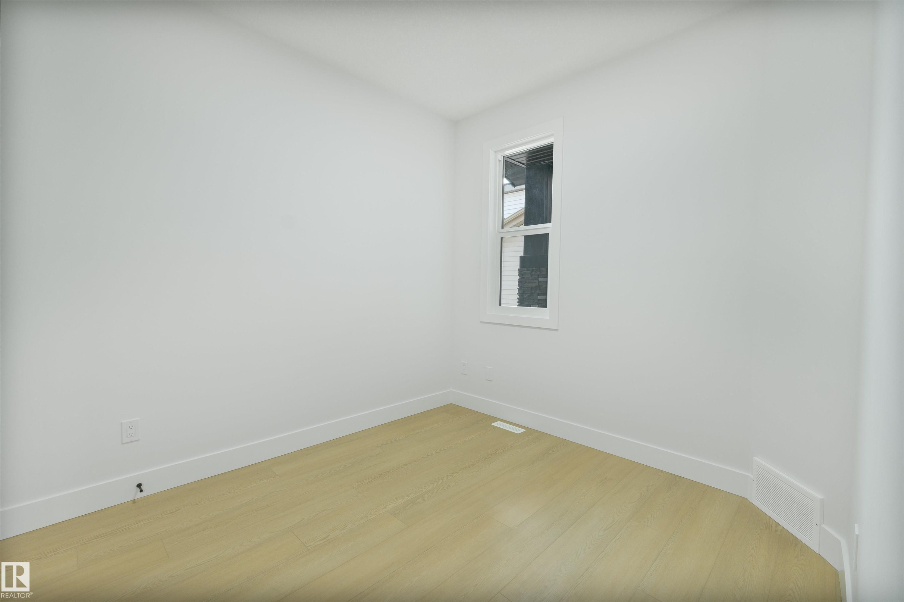 573 Ashgrove Circle, Leduc, AB - Indoor Photo Showing Other Room