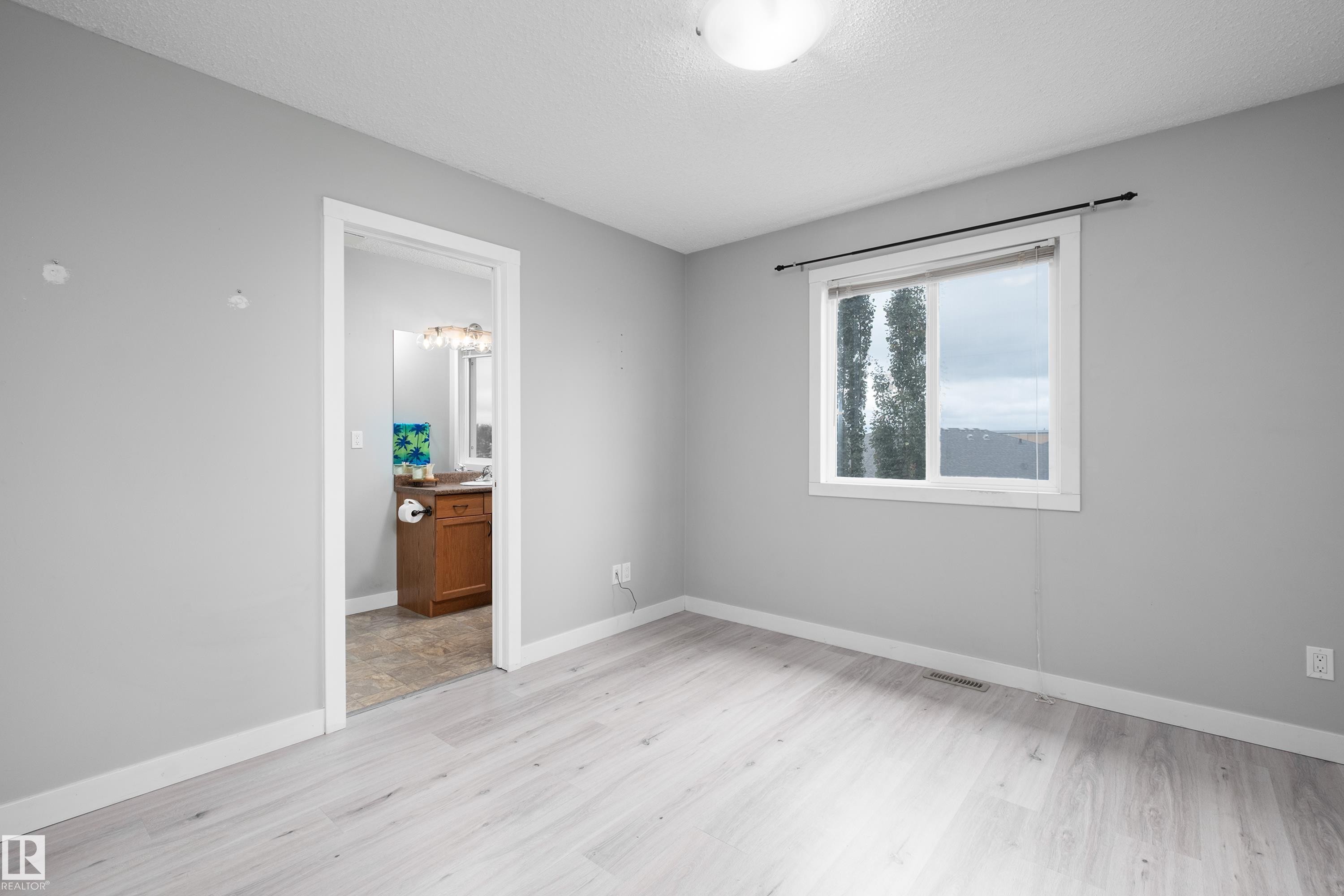 #12 320 Spruce Ridge Rd, Spruce Grove, AB - Indoor Photo Showing Other Room