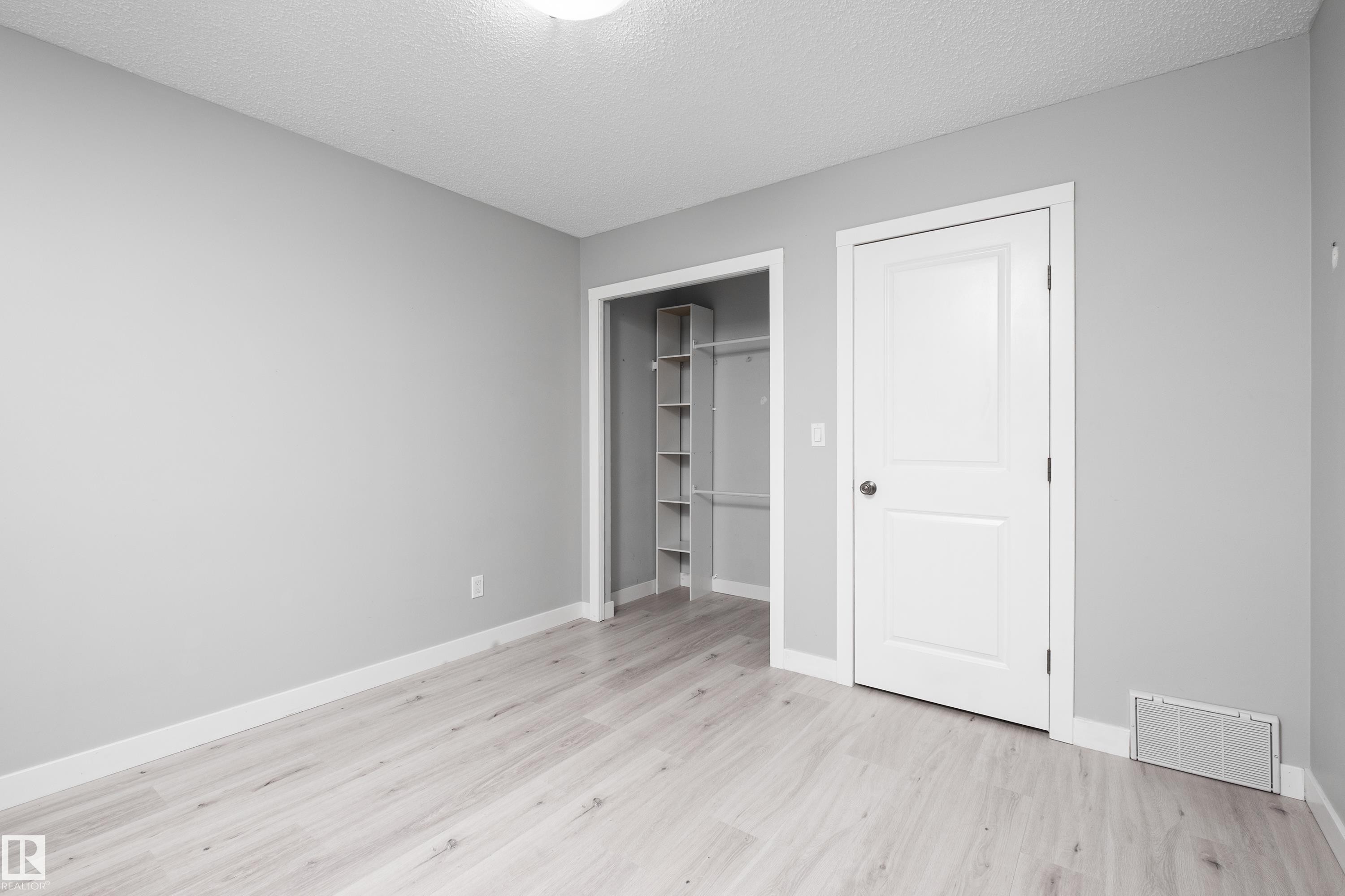 #12 320 Spruce Ridge Rd, Spruce Grove, AB - Indoor Photo Showing Other Room