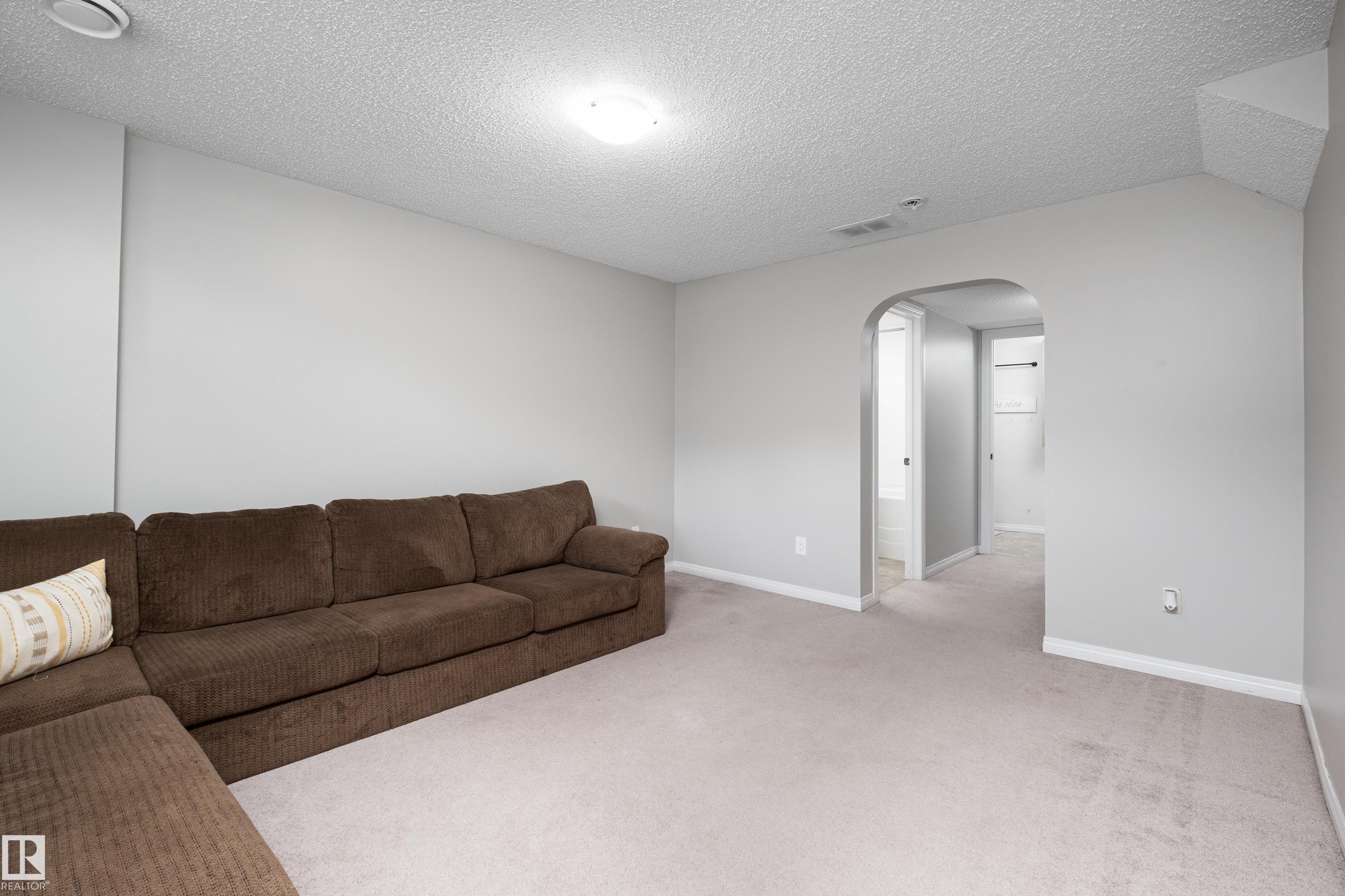 #12 320 Spruce Ridge Rd, Spruce Grove, AB - Indoor