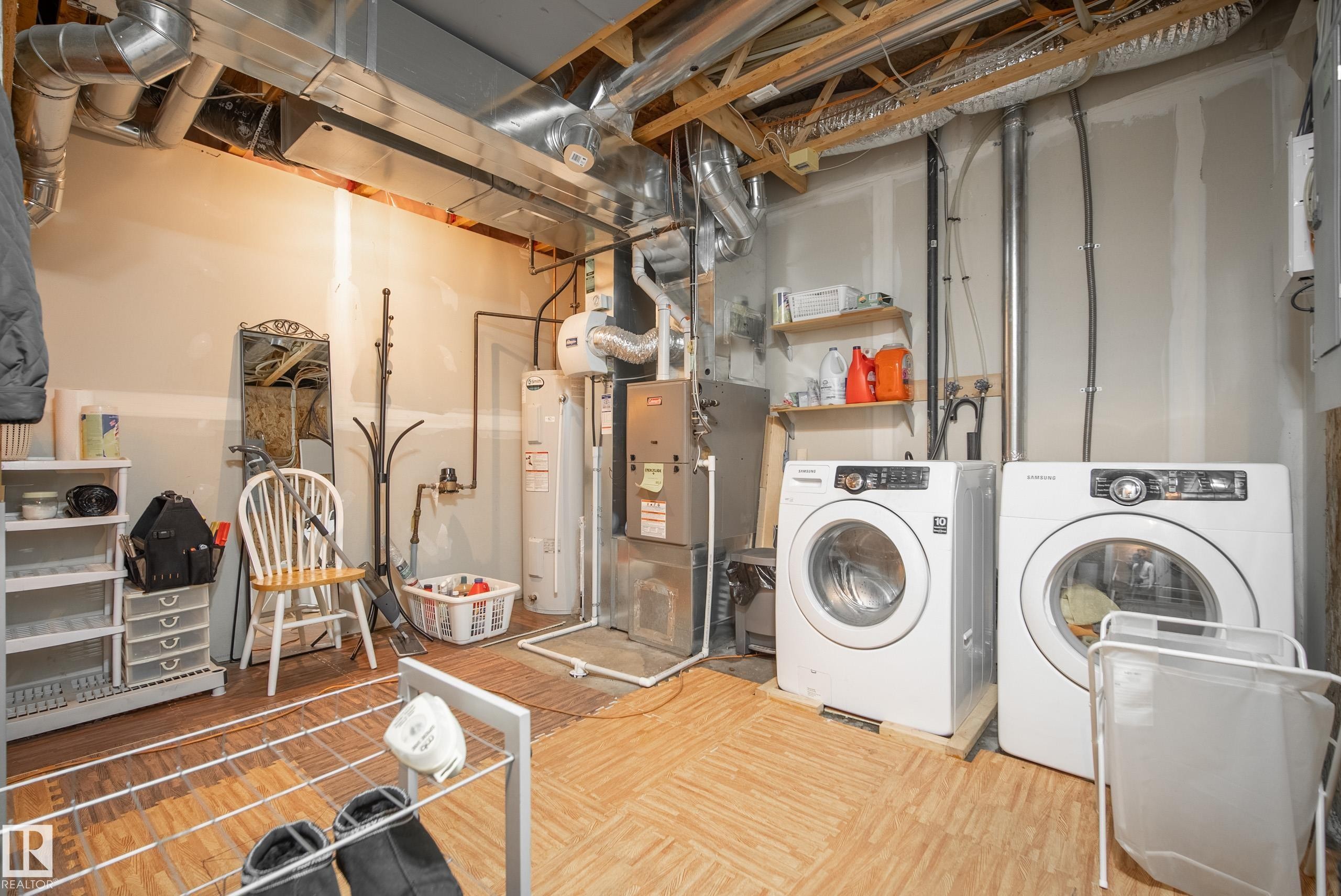 #81 4050 Savaryn Dr Sw, Edmonton, AB - Indoor Photo Showing Laundry Room
