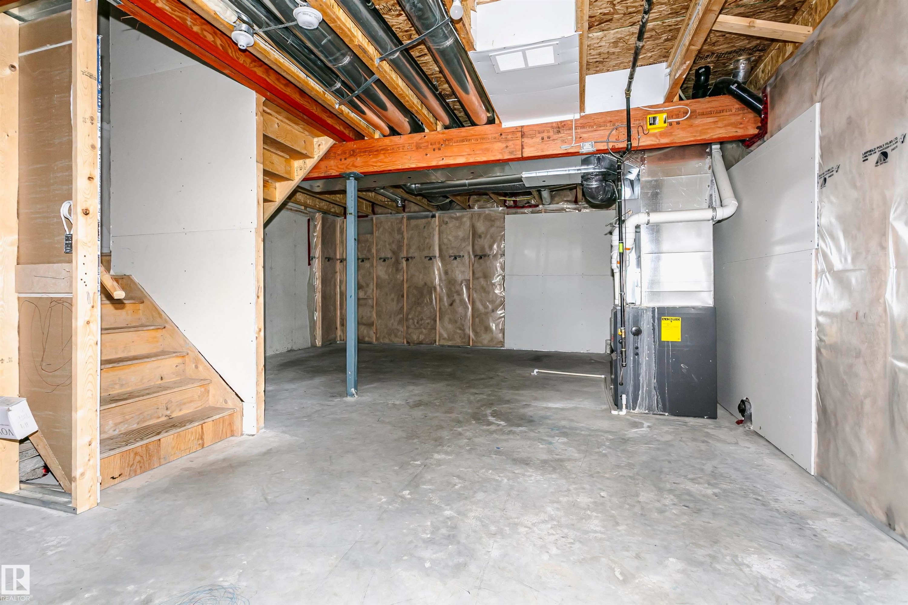 8103 Chappelle Way Sw, Edmonton, AB - Indoor Photo Showing Basement