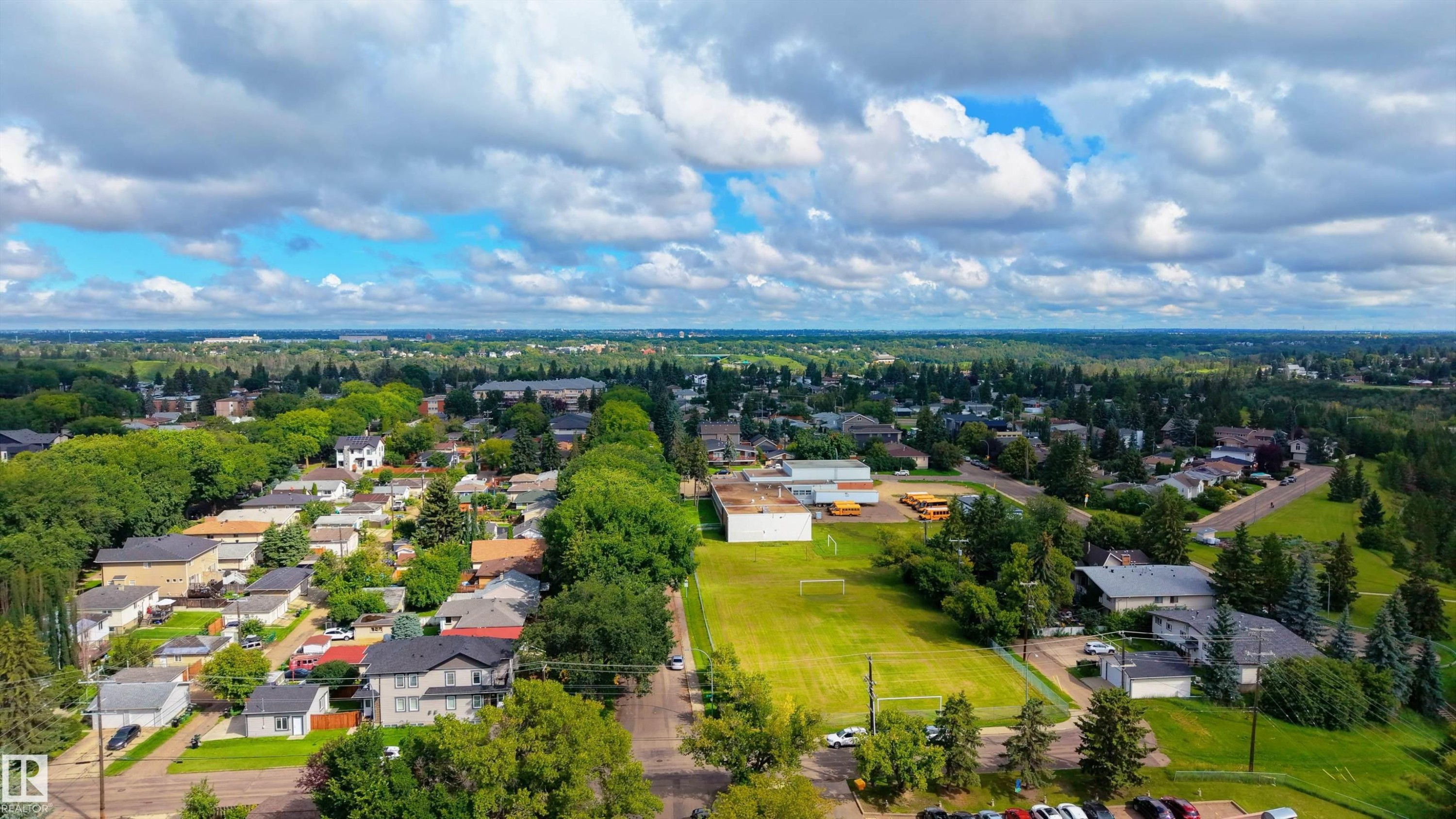 10330 76 Street Nw, Edmonton, AB - Outdoor With View