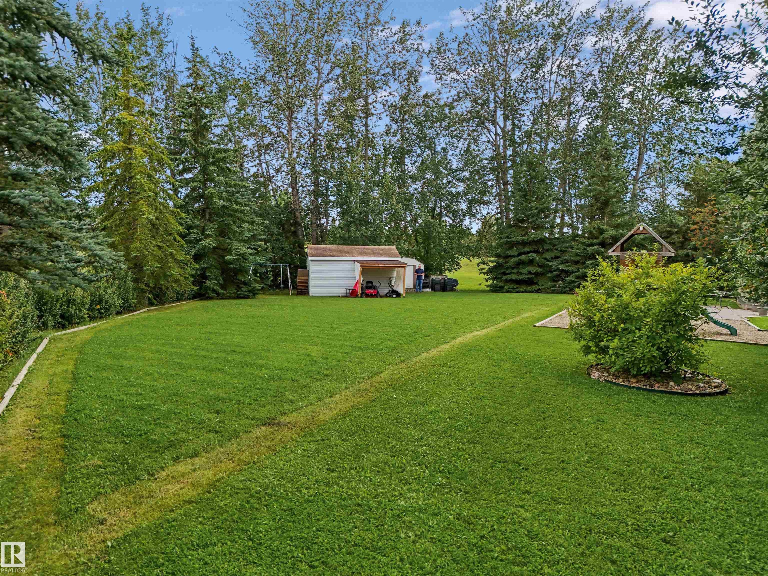 5403 43 Avenue, Drayton Valley, AB - Outdoor