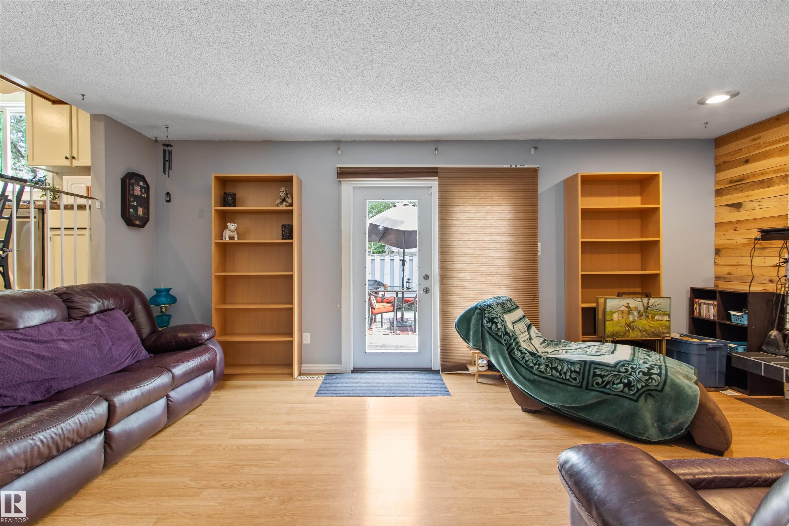 5403 43 Avenue, Drayton Valley, AB - Indoor