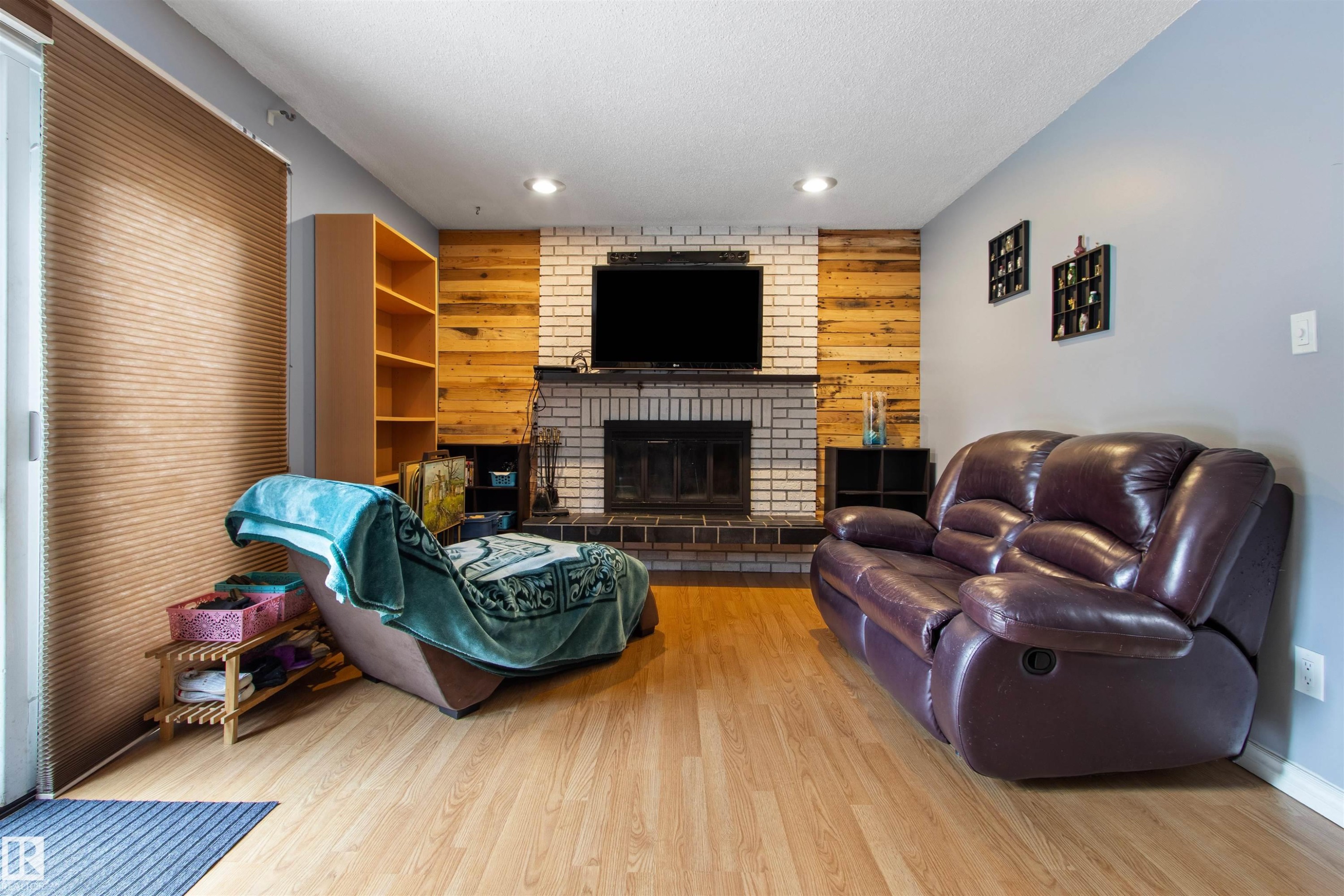 5403 43 Avenue, Drayton Valley, AB - Indoor Photo Showing Other Room With Fireplace