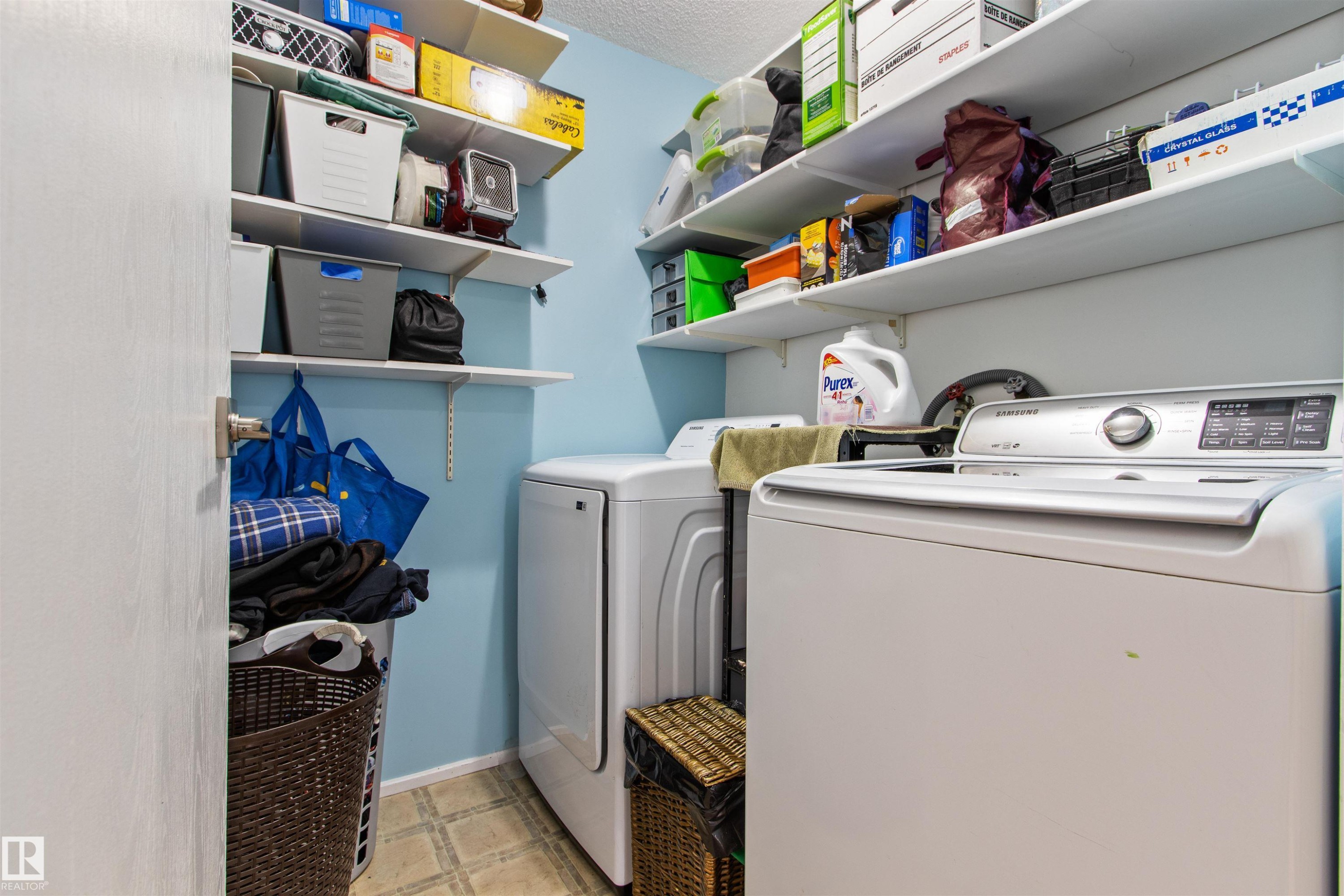 5403 43 Avenue, Drayton Valley, AB - Indoor Photo Showing Laundry Room