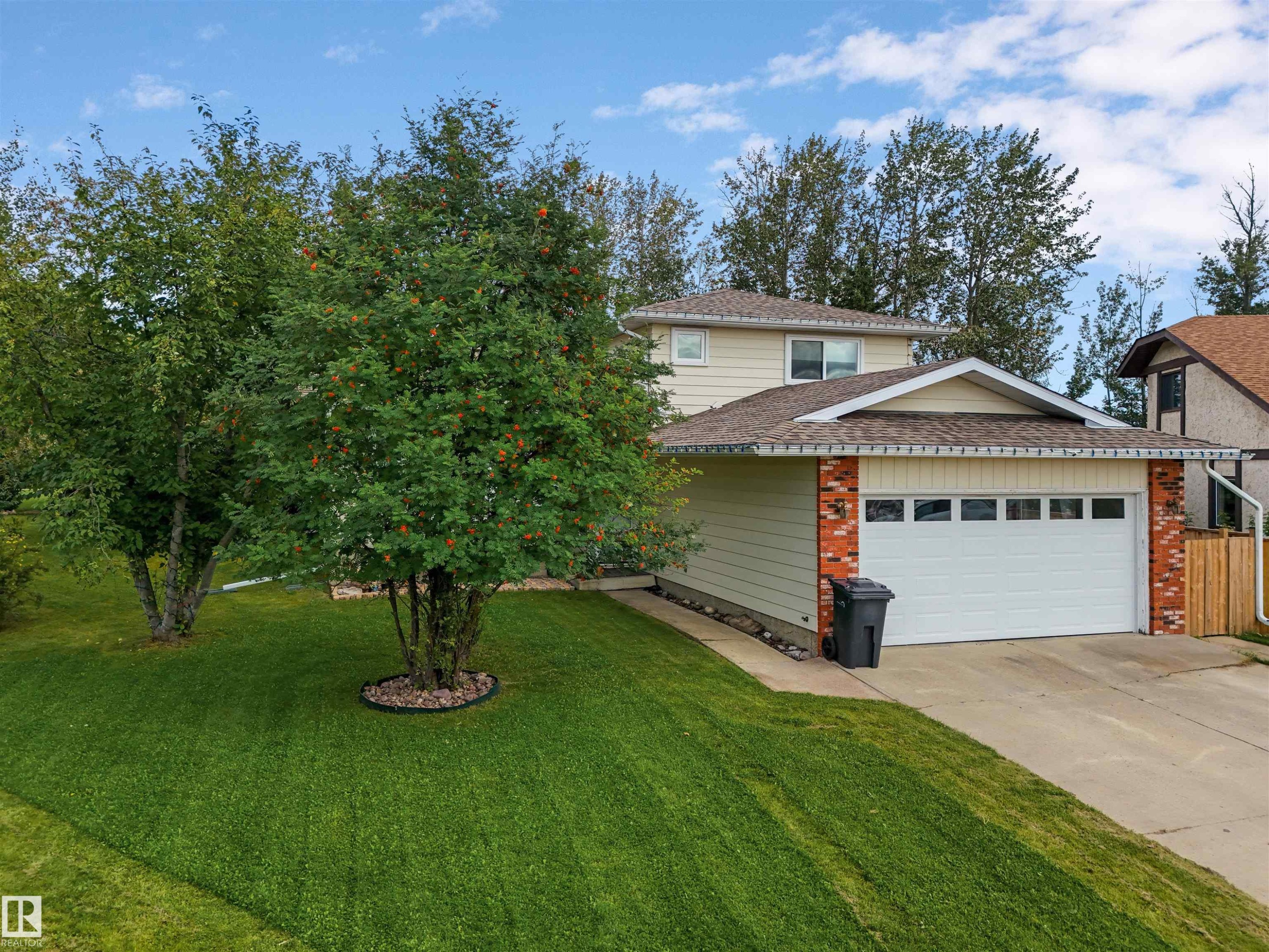 5403 43 Avenue, Drayton Valley, AB - Outdoor