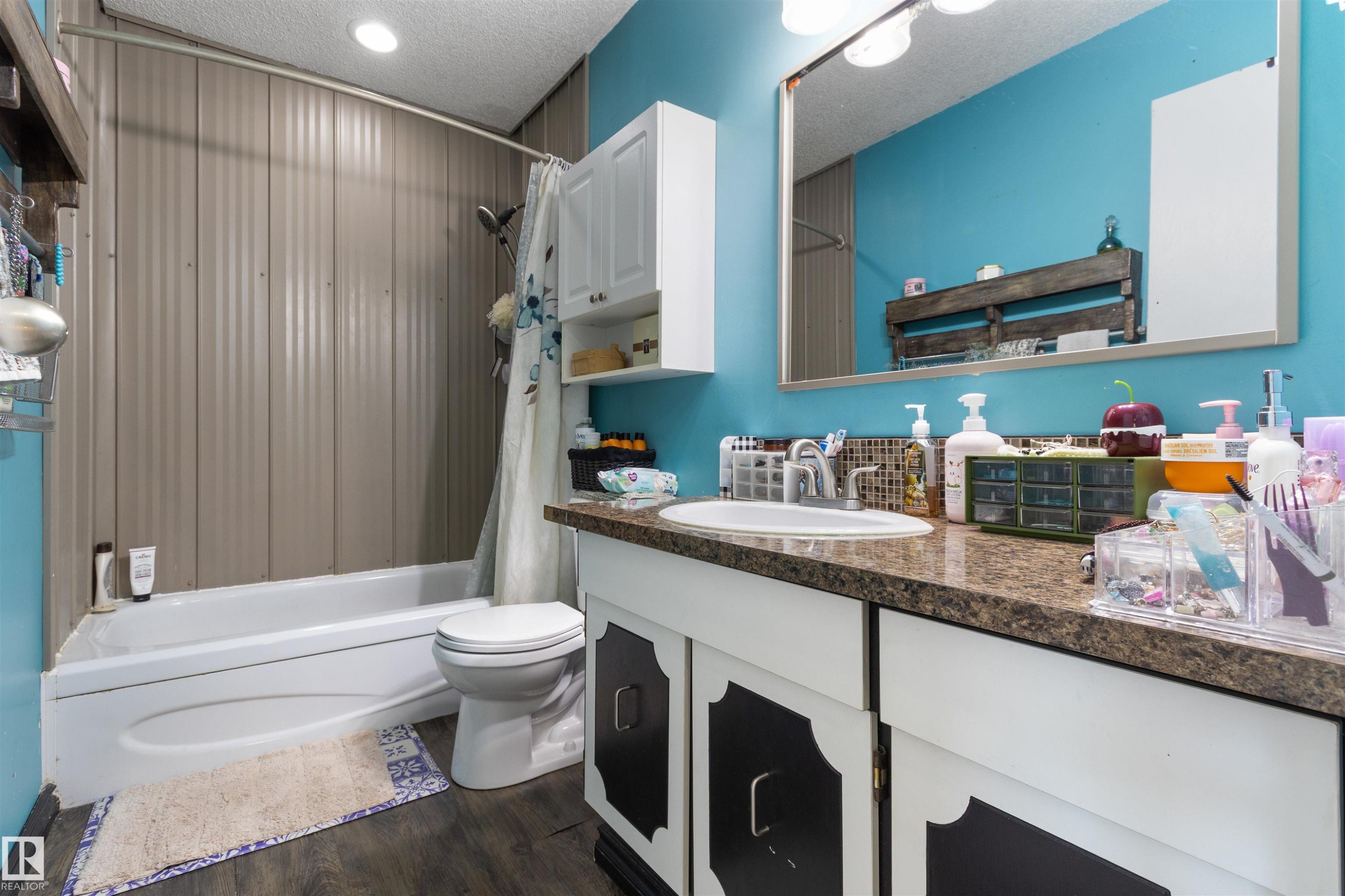 5403 43 Avenue, Drayton Valley, AB - Indoor Photo Showing Bathroom