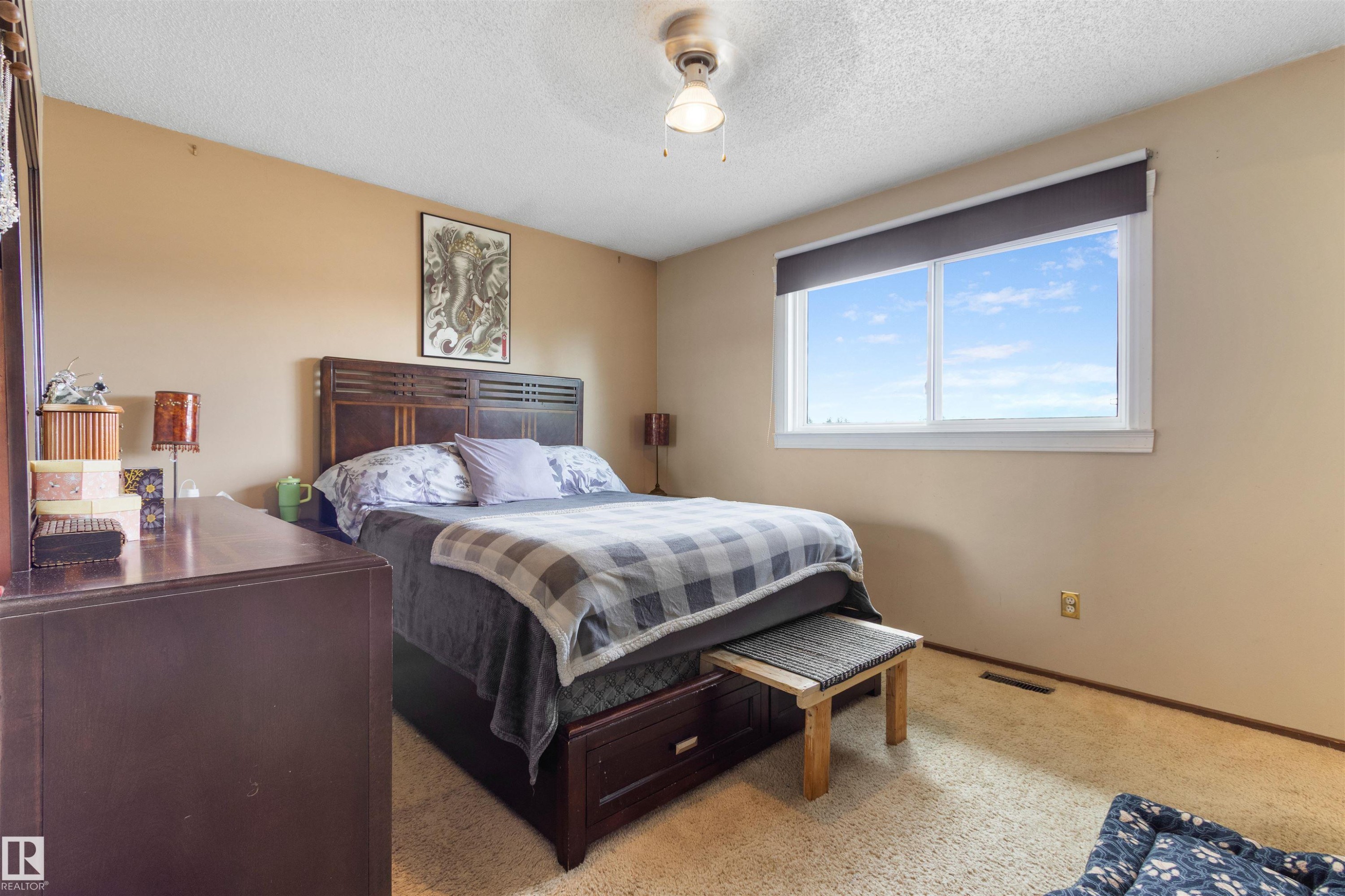 5403 43 Avenue, Drayton Valley, AB - Indoor Photo Showing Bedroom