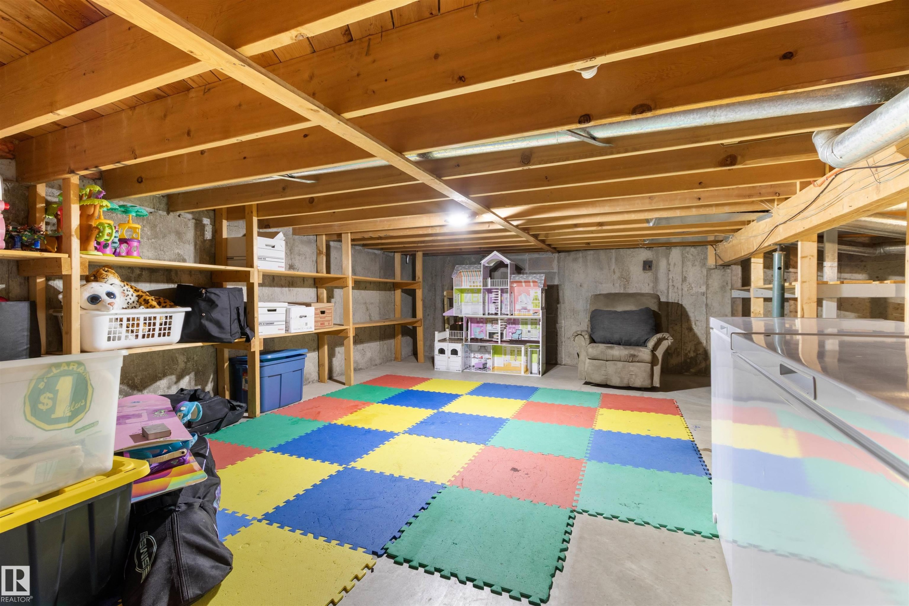 5403 43 Avenue, Drayton Valley, AB - Indoor