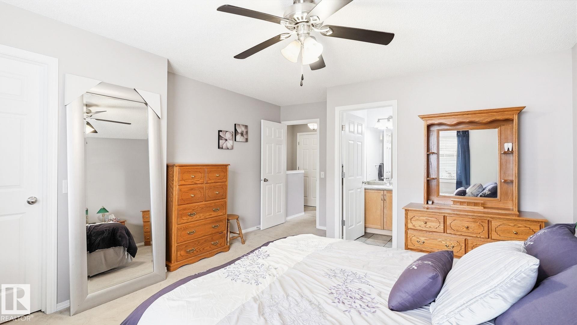 #58 8304 11 Av Sw, Edmonton, AB - Indoor Photo Showing Bedroom