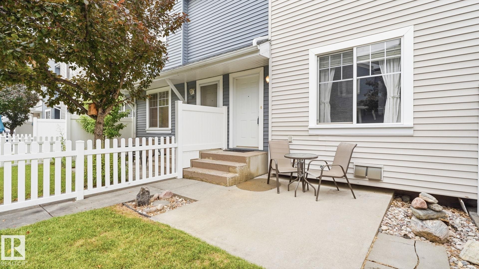 #58 8304 11 Av Sw, Edmonton, AB - Outdoor