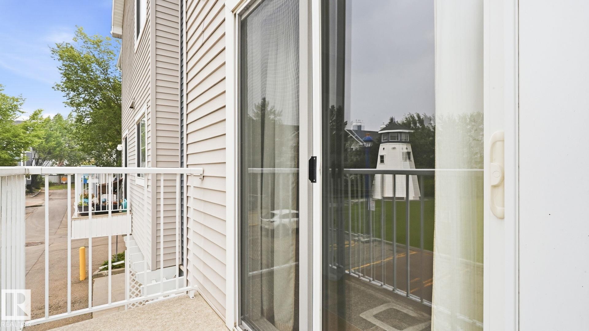 #58 8304 11 Av Sw, Edmonton, AB -