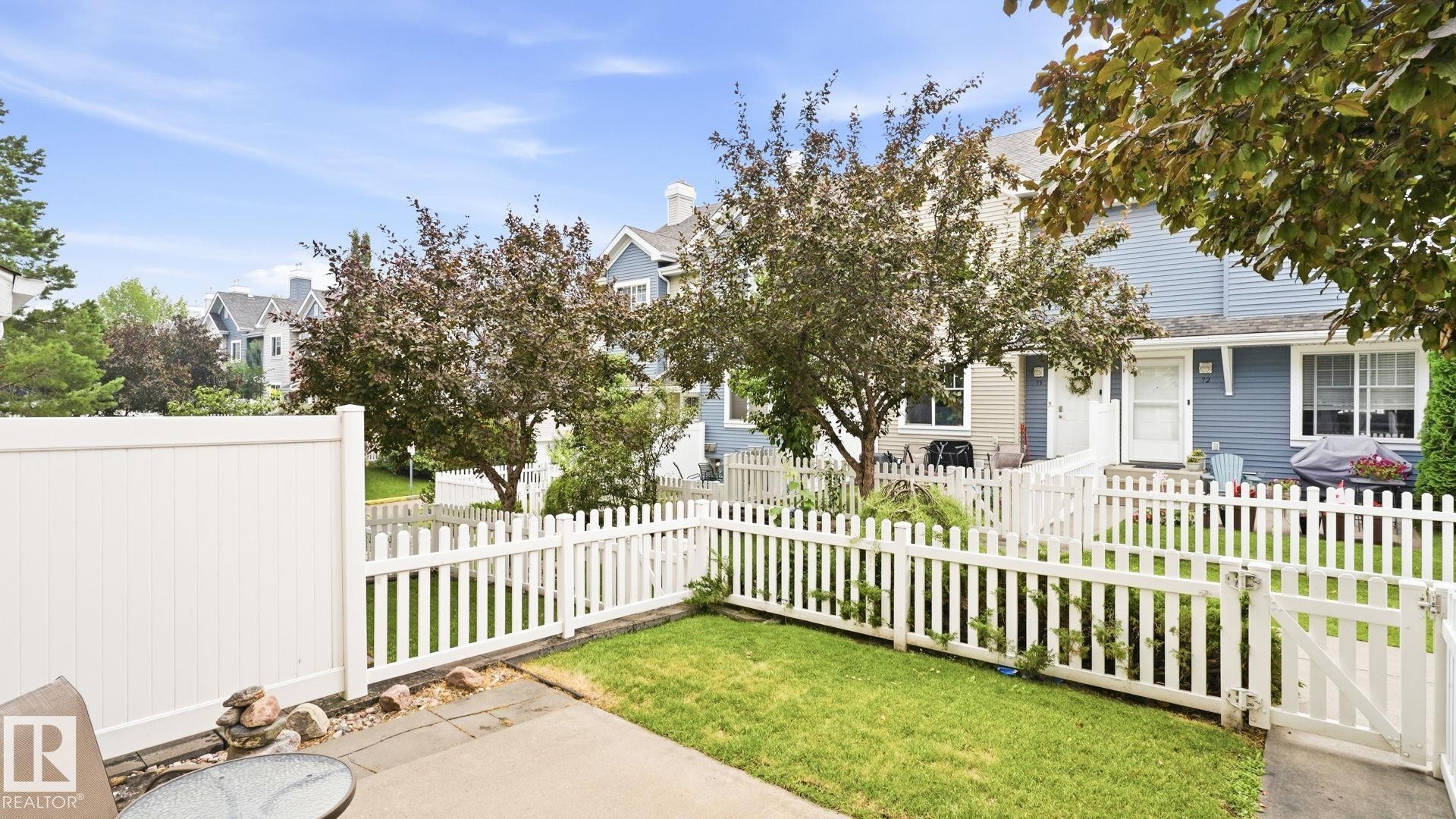 #58 8304 11 Av Sw, Edmonton, AB - Outdoor