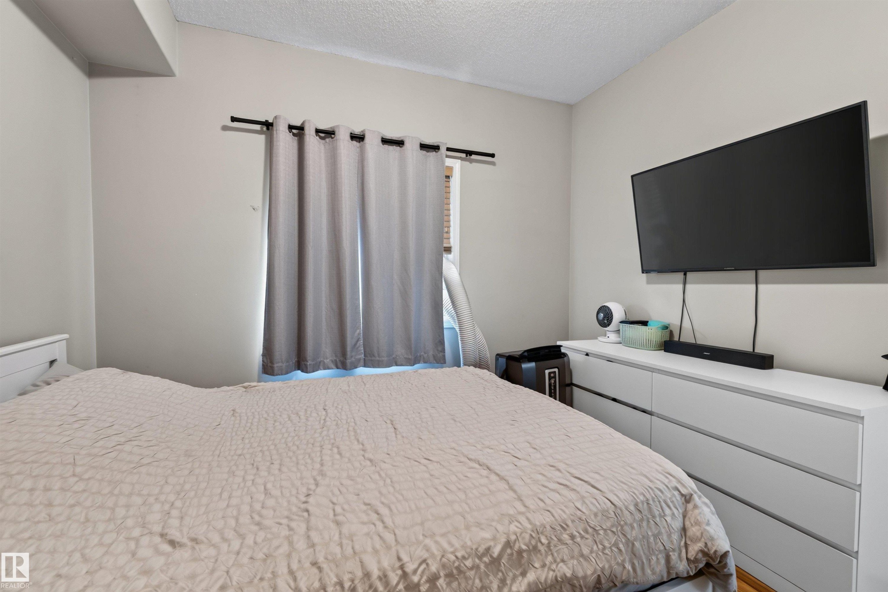 #107 16715 100 Av Nw, Edmonton, AB