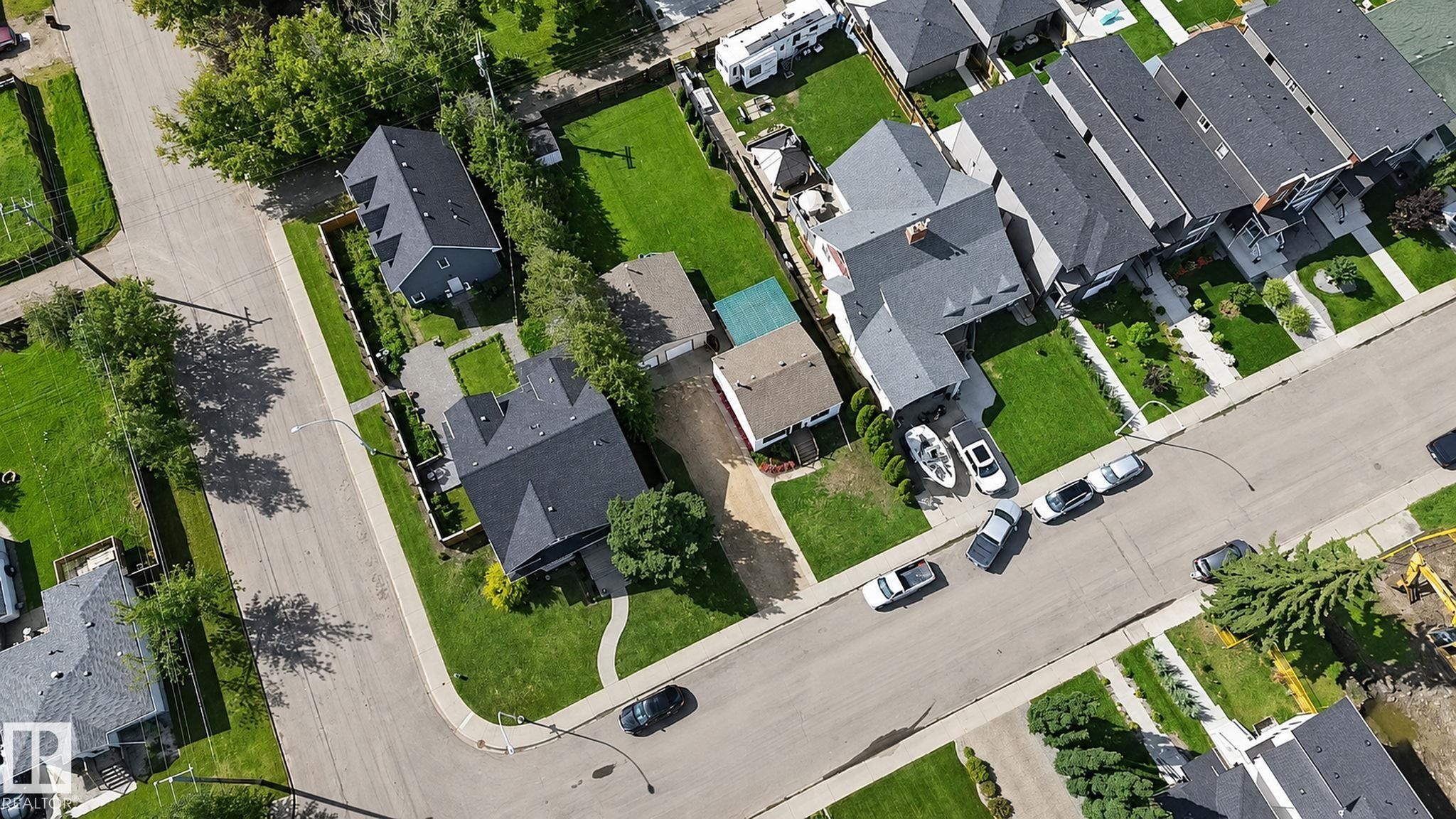 9706 159 Street Nw, Edmonton, AB - With View