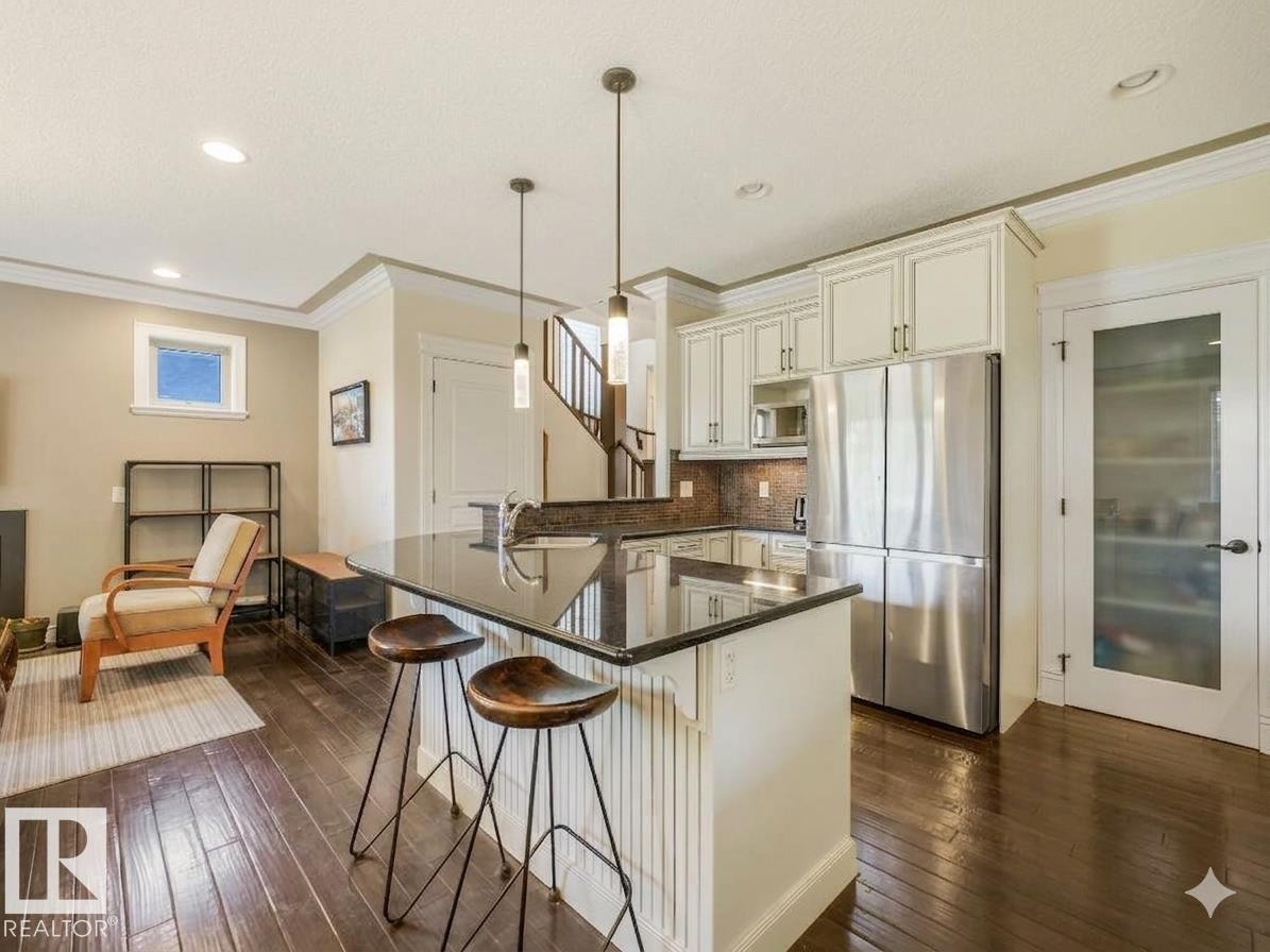 10230 148 Street Nw, Edmonton, AB - Indoor Photo Showing Kitchen With Stainless Steel Kitchen With Upgraded Kitchen