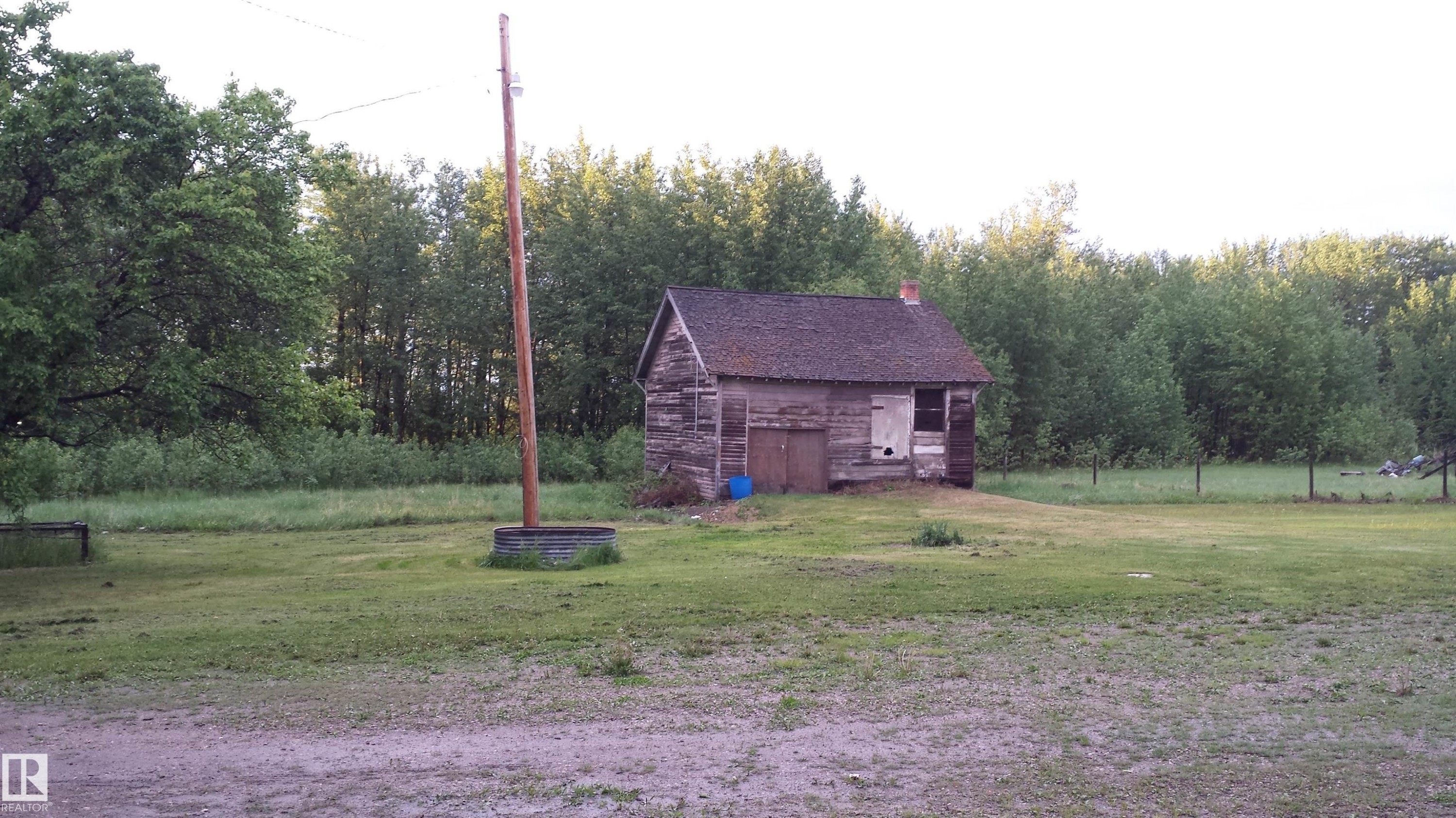 0326005;1;1 Boyle, Alberta, Boyle, AB - Outdoor