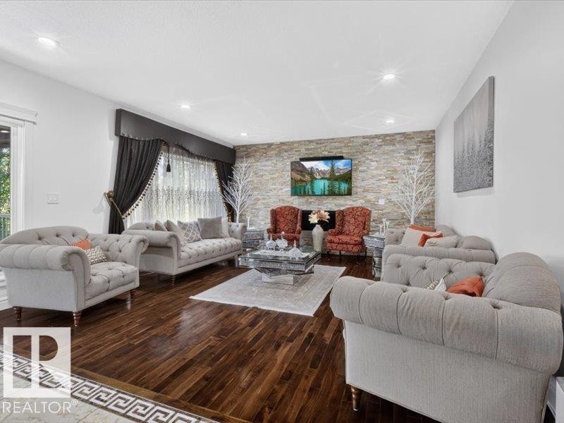 17411 106 Street Nw, Edmonton, AB - Indoor Photo Showing Living Room With Fireplace