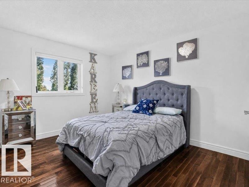 17411 106 Street Nw, Edmonton, AB - Indoor Photo Showing Bedroom