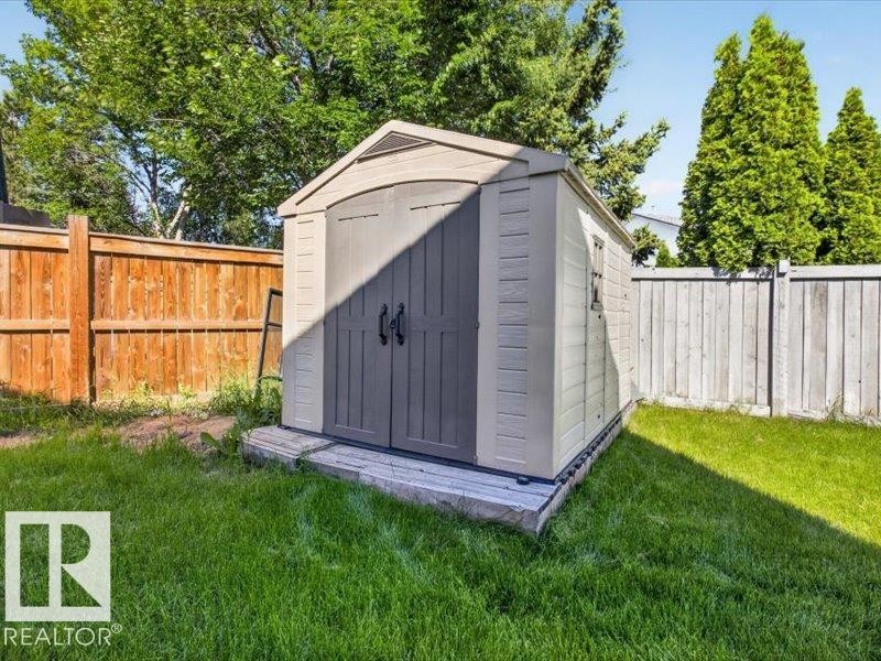 17411 106 Street Nw, Edmonton, AB - Outdoor