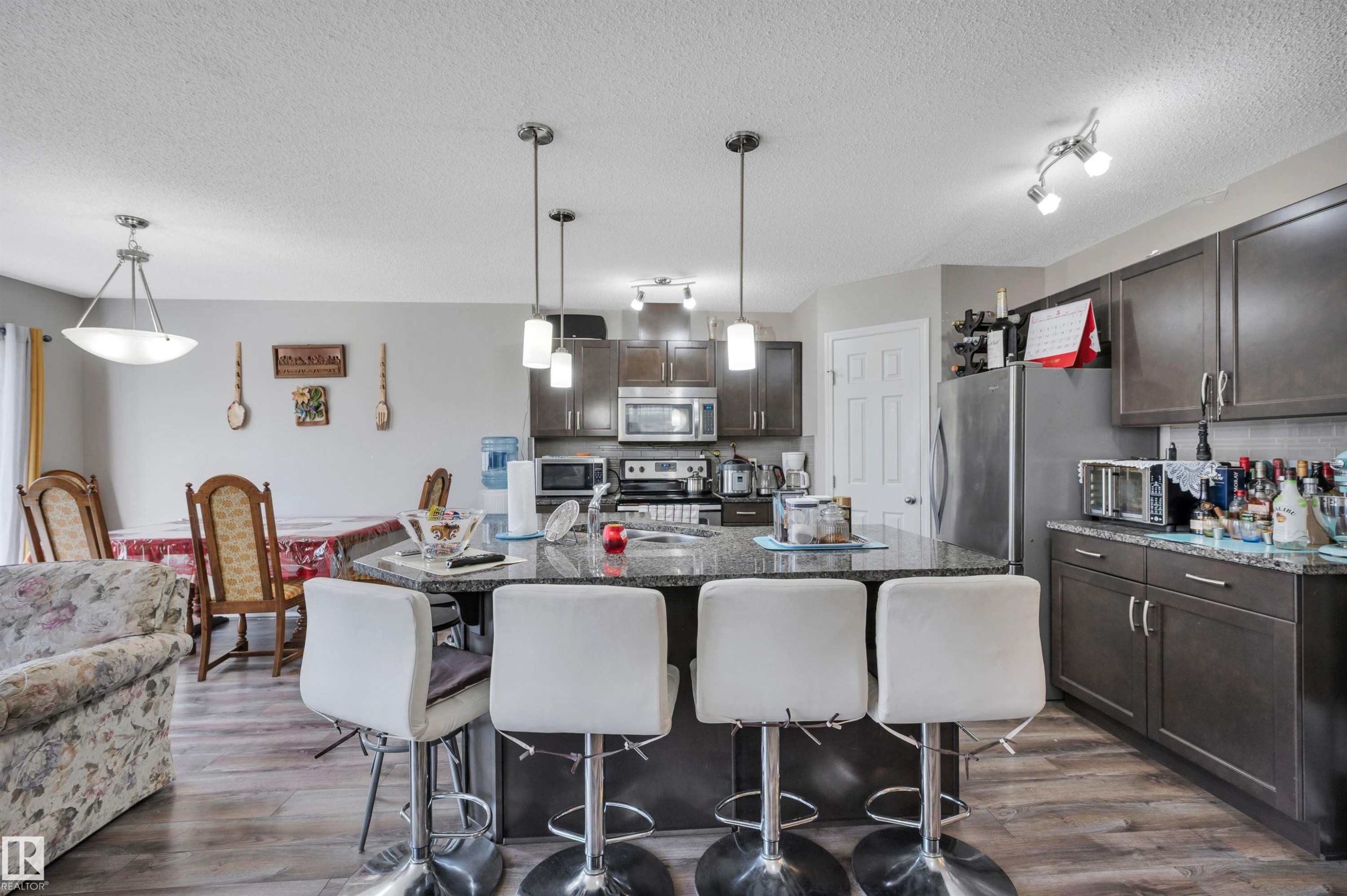 7503 Getty Gate Gate Nw, Edmonton, AB - Indoor