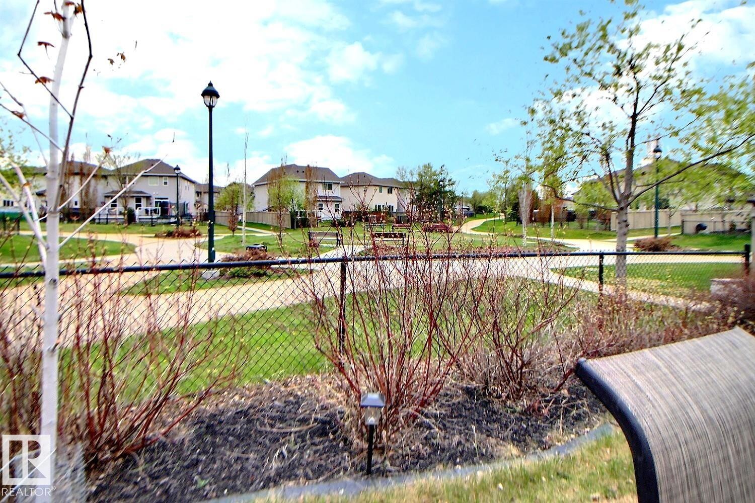 1231 37A Avenue Nw, Edmonton, AB - Outdoor