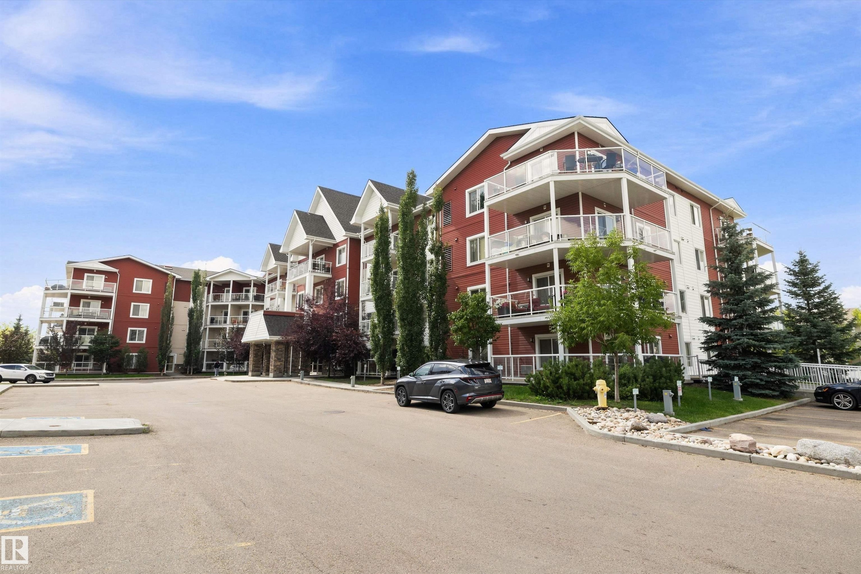 #402 2229 44 Av Nw, Edmonton, AB - Outdoor With Balcony With Facade