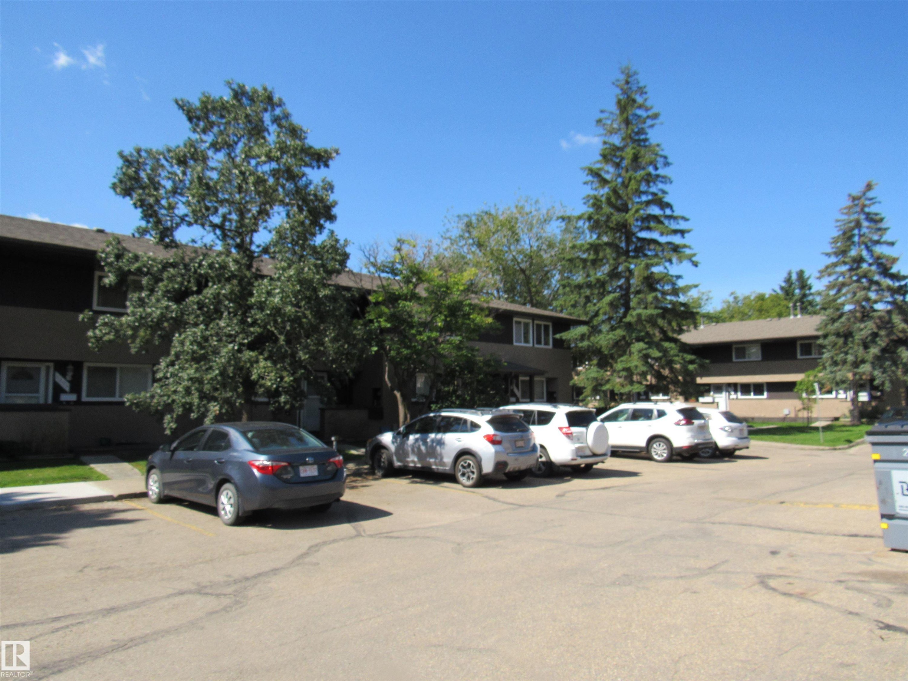 1692 37 Street Nw, Edmonton, AB - Outdoor With Facade