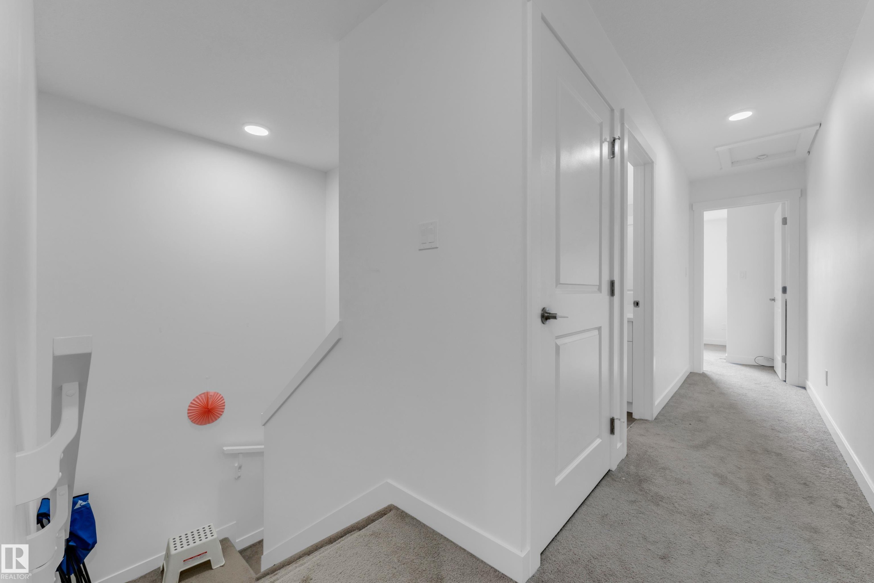 #56 2710 66 St Sw, Edmonton, AB - Indoor Photo Showing Other Room