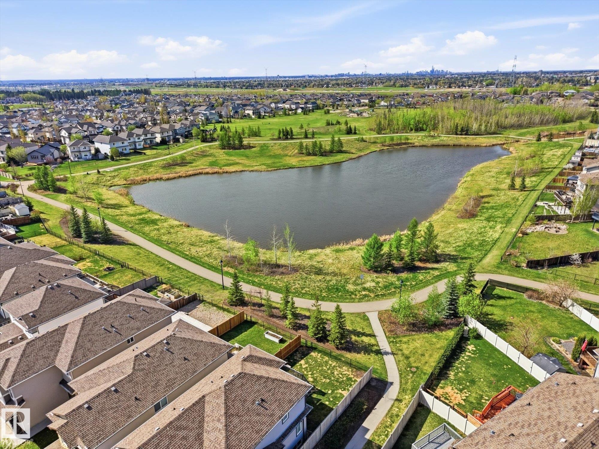 #424 5515 7 Av Sw, Edmonton, AB - Outdoor With View