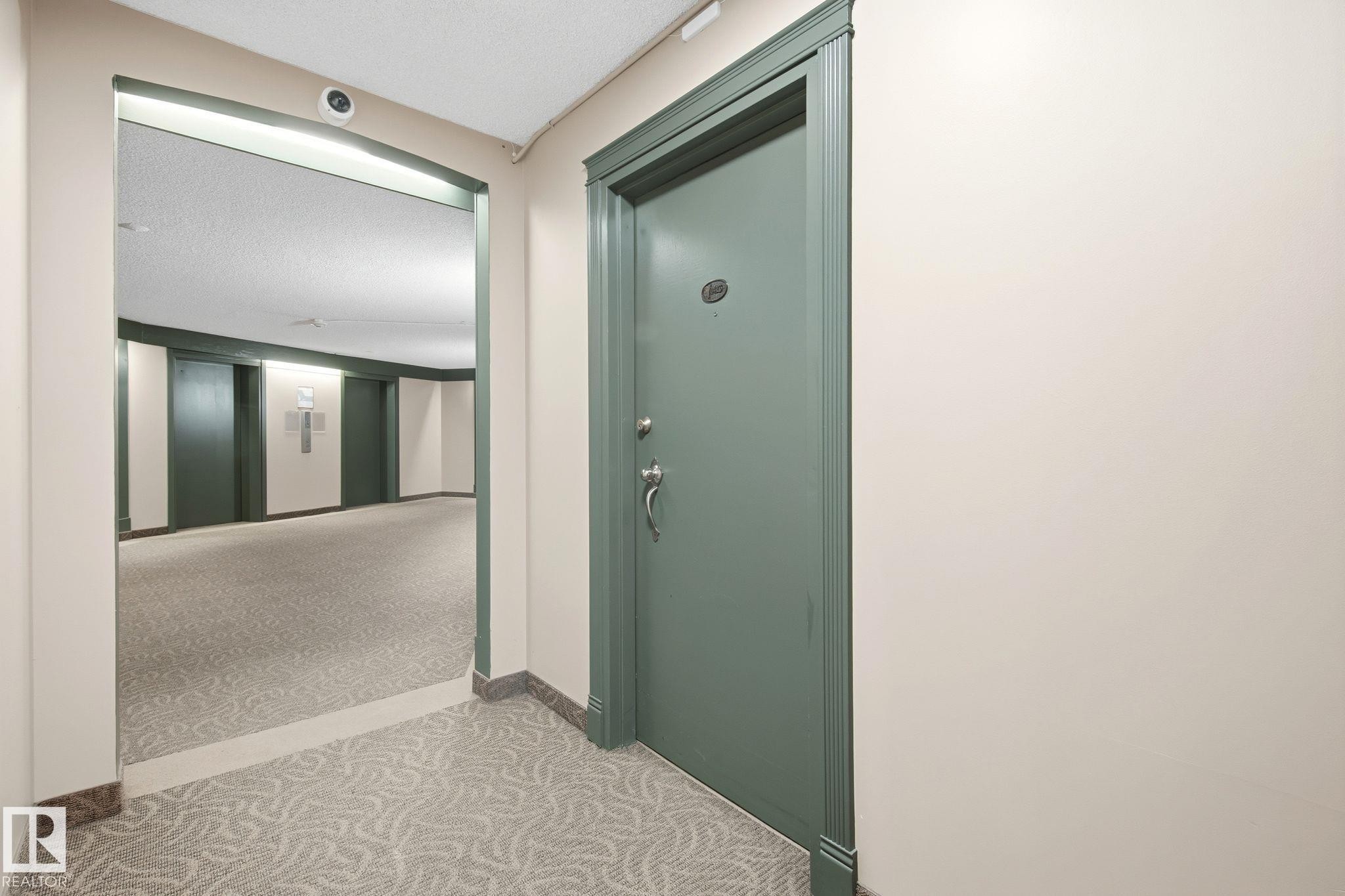 #1413 13910 Stony Plain Rd Nw, Edmonton, AB - Indoor Photo Showing Other Room