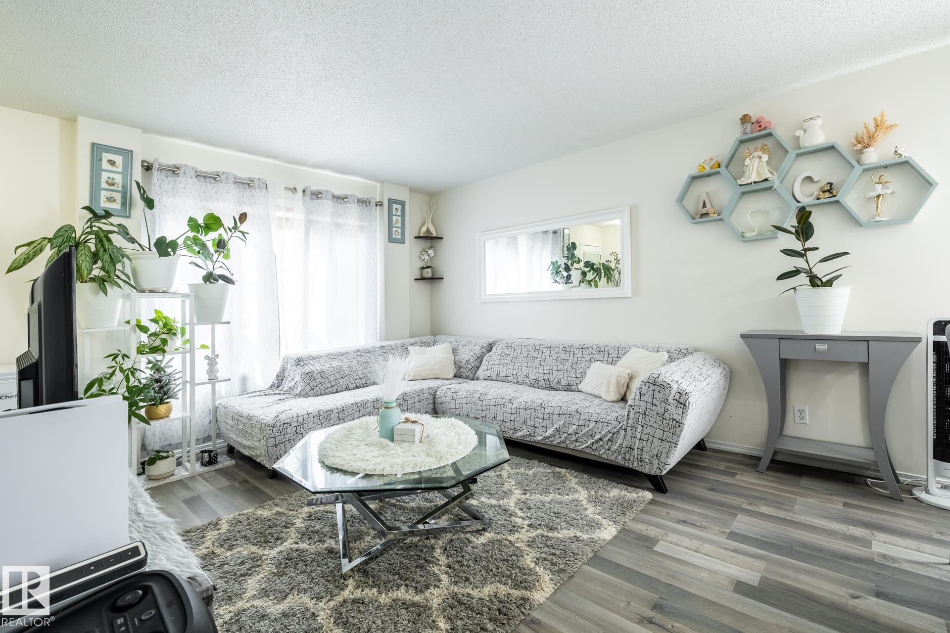 8644 173 Avenue Nw, Edmonton, AB