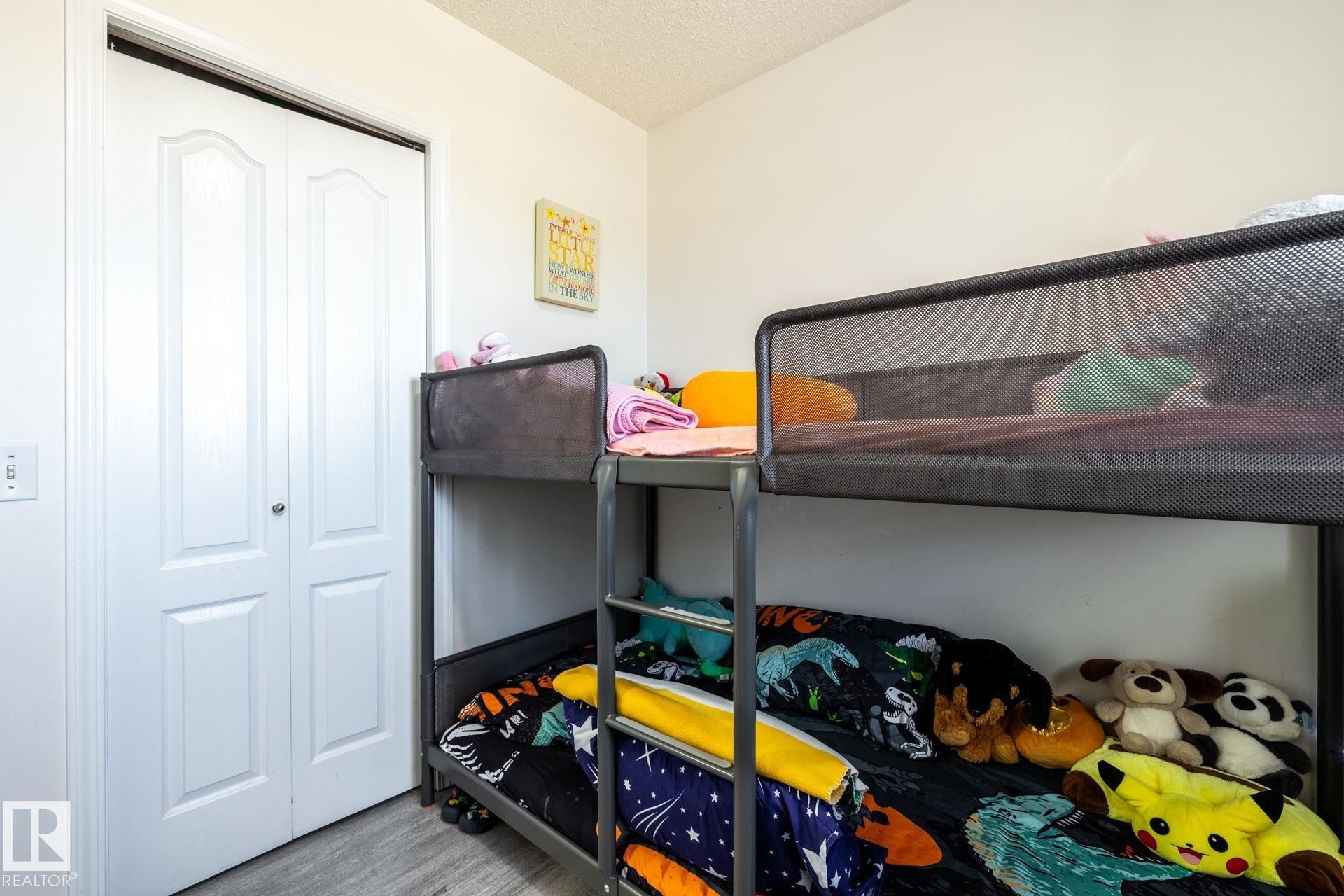 8644 173 Avenue Nw, Edmonton, AB