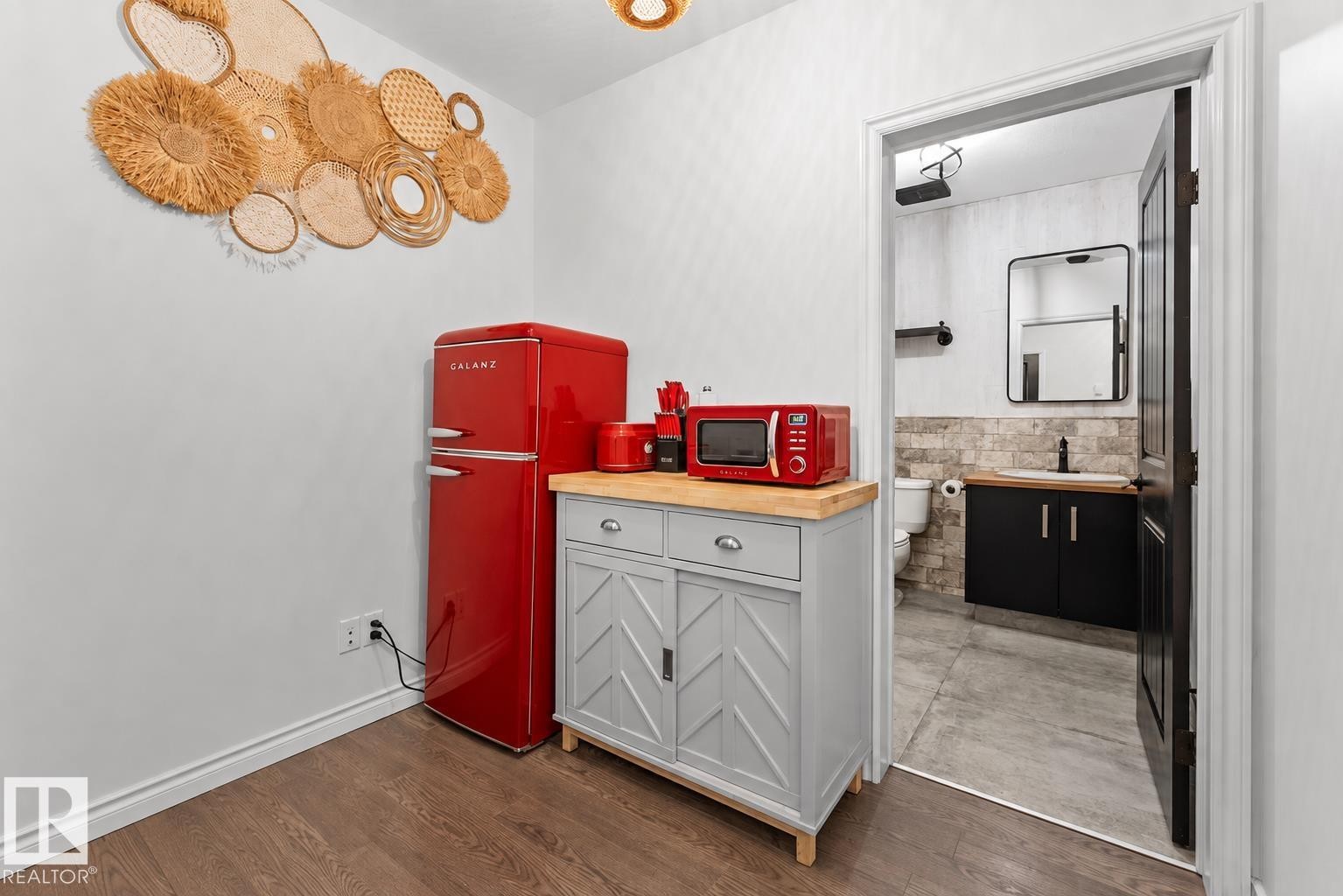 4804 64 Avenue, Cold Lake, AB - Indoor