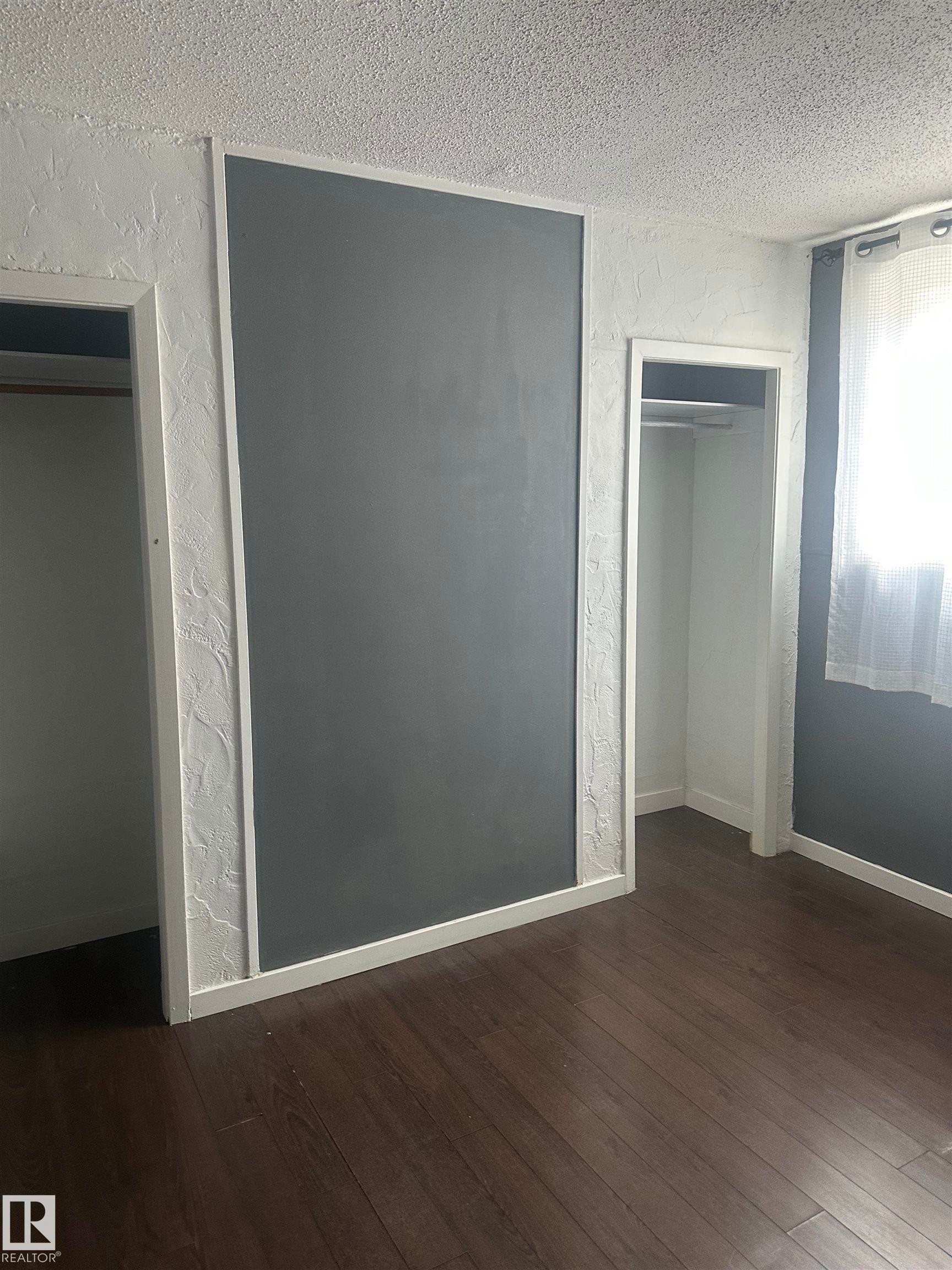 Main floor - 11618 89 Street Nw, Edmonton, AB - Indoor Photo Showing Other Room