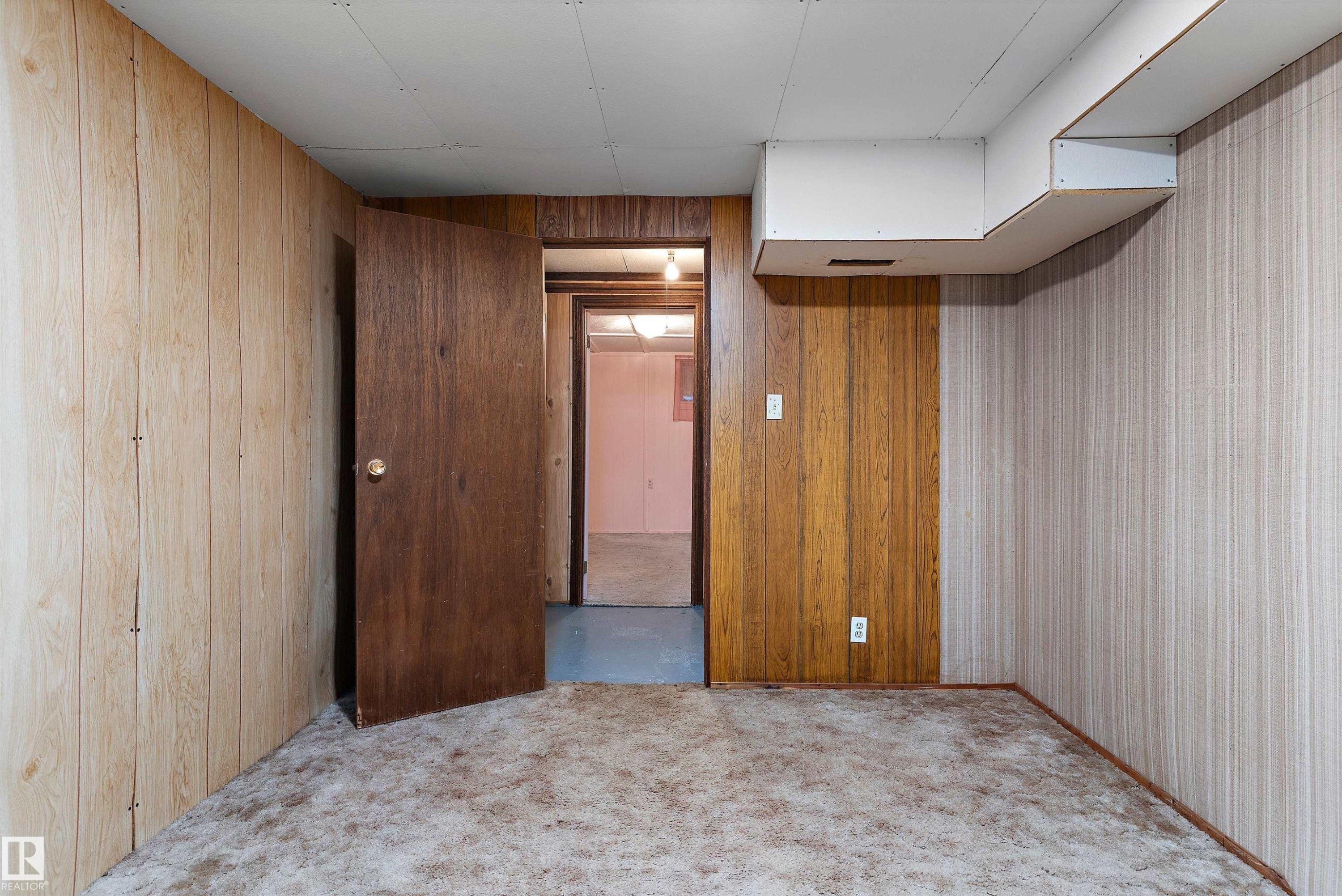 Additional content - 5404 45 Avenue, Wetaskiwin, AB - Indoor Photo Showing Other Room