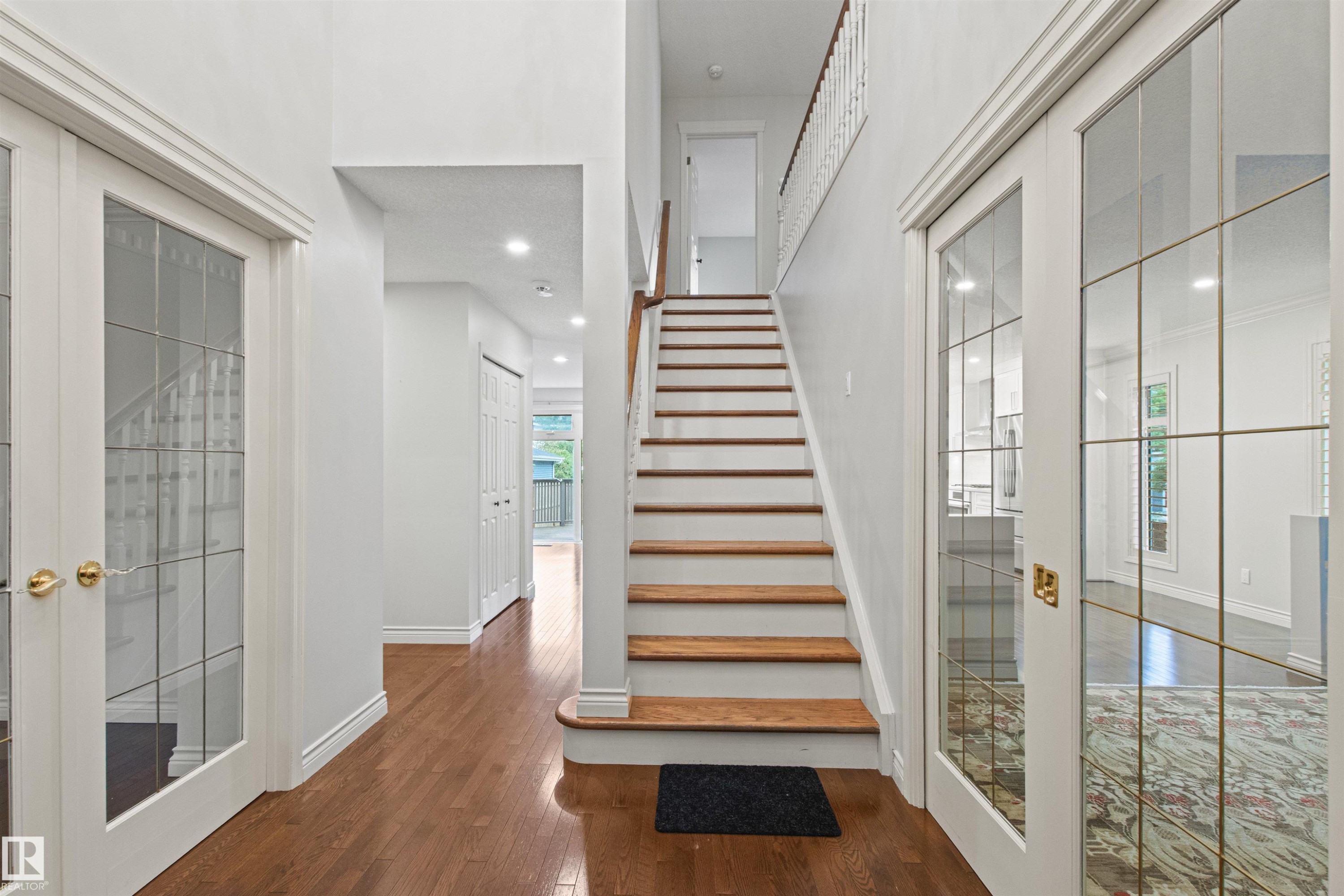 10626 125 Street Nw, Edmonton, AB - Indoor Photo Showing Other Room