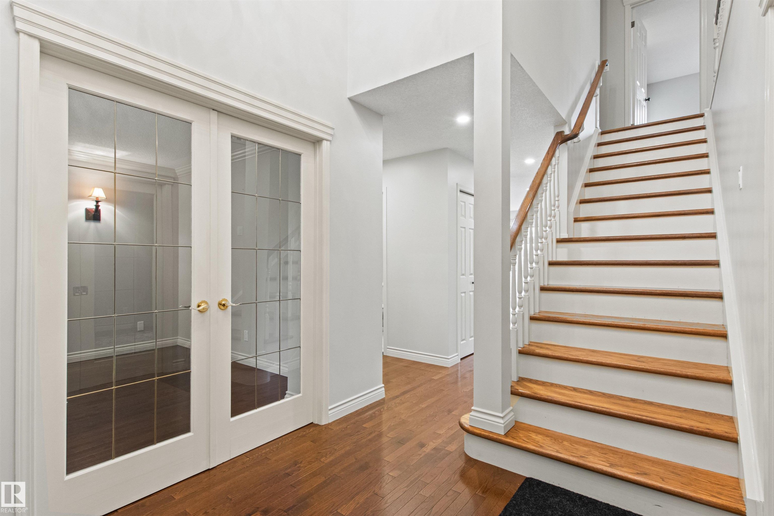 10626 125 Street Nw, Edmonton, AB - Indoor Photo Showing Other Room