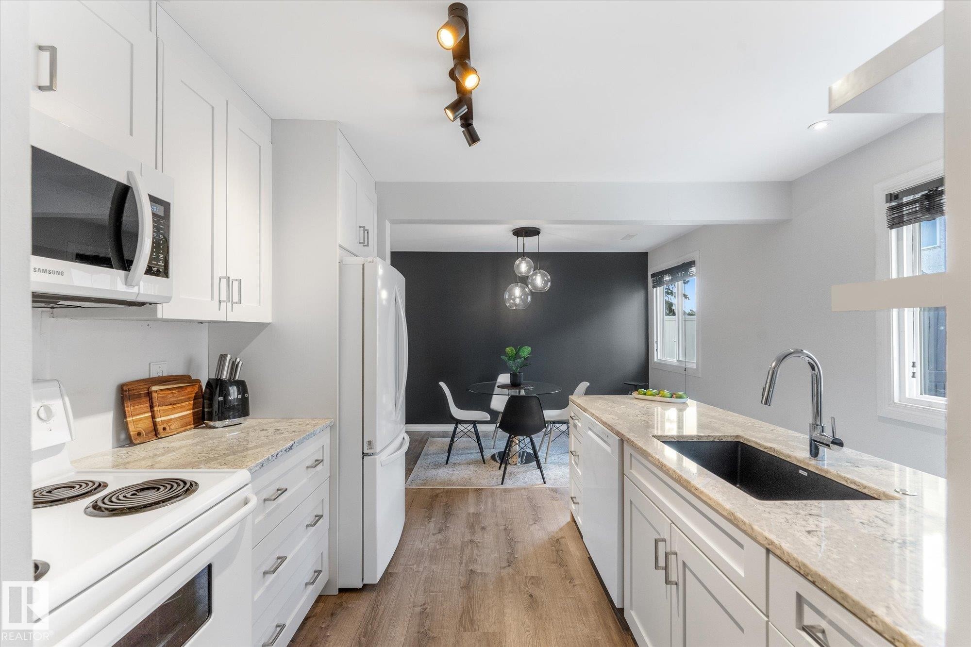 281 Lancaster Terrace Nw, Edmonton, AB