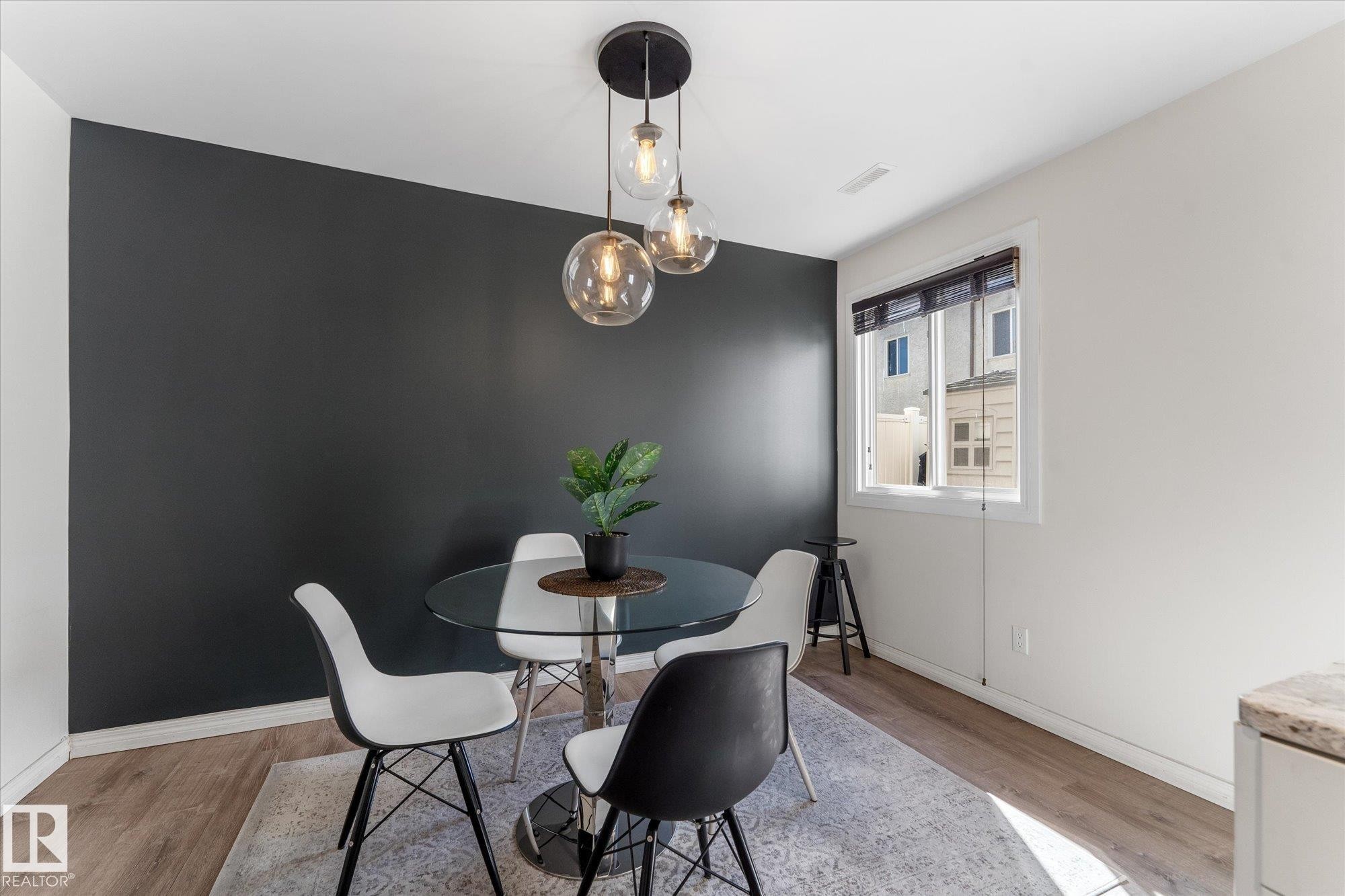 281 Lancaster Terrace Nw, Edmonton, AB