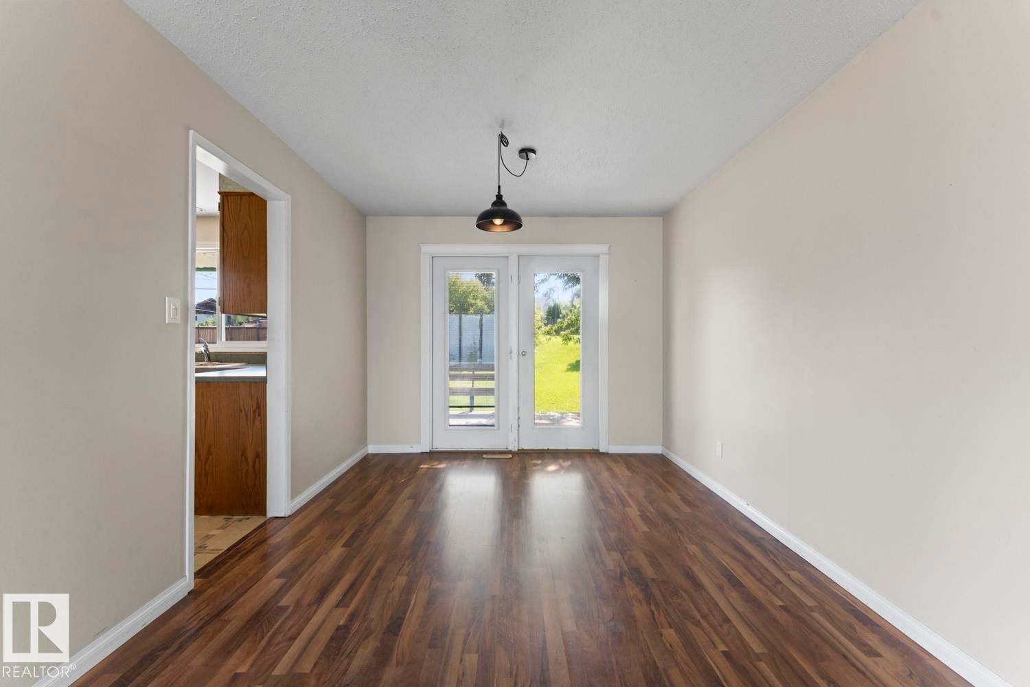 315 Lakeshore Drive, Cold Lake, AB - Indoor Photo Showing Other Room