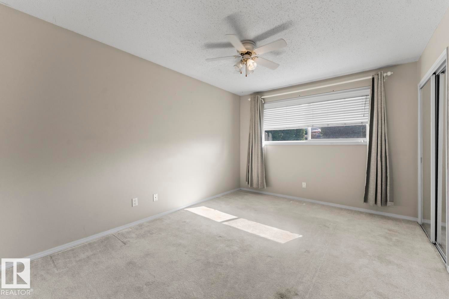 315 Lakeshore Drive, Cold Lake, AB - Indoor Photo Showing Other Room