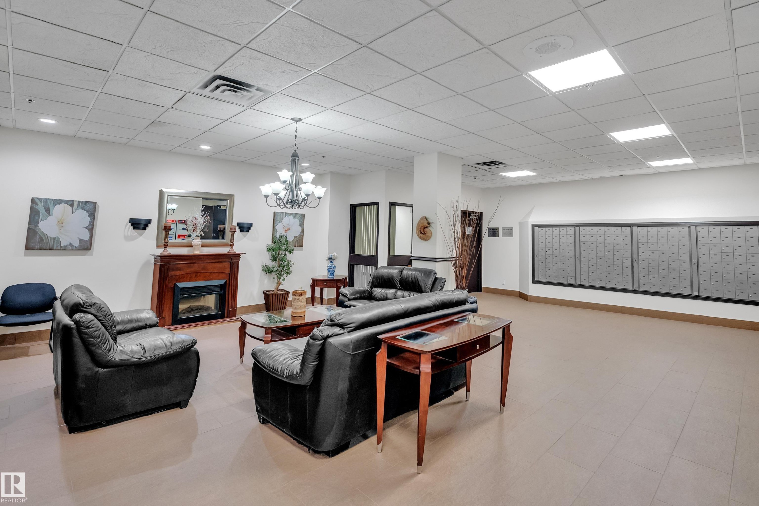 #608 10149 Saskatchewan Dr Nw, Edmonton, AB - Indoor With Fireplace
